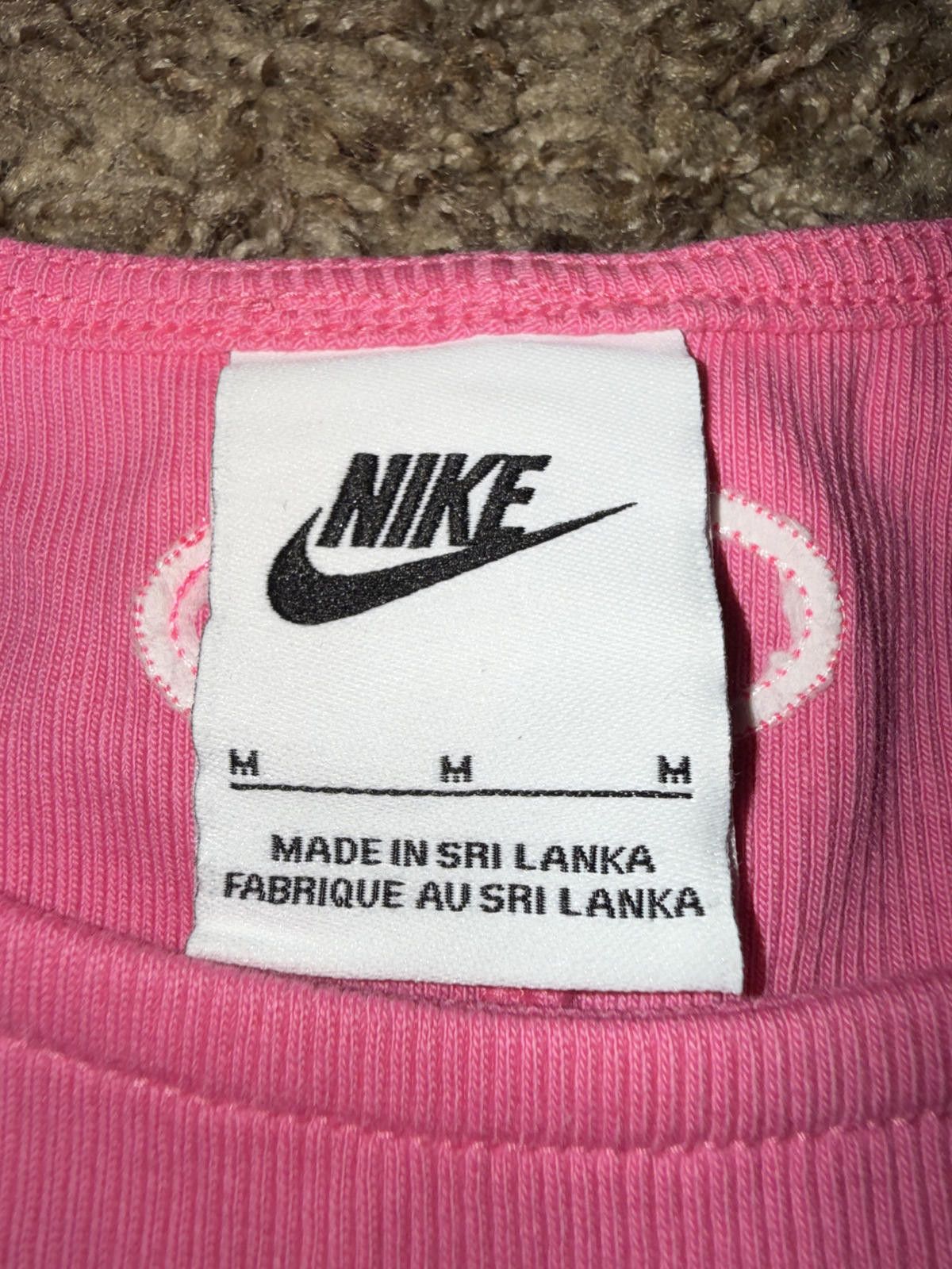 Nike Nike Women's Modern Fit Work Utility T-Shirt Sample Size M / US 6-8 / IT 42-44 - 7 Thumbnail