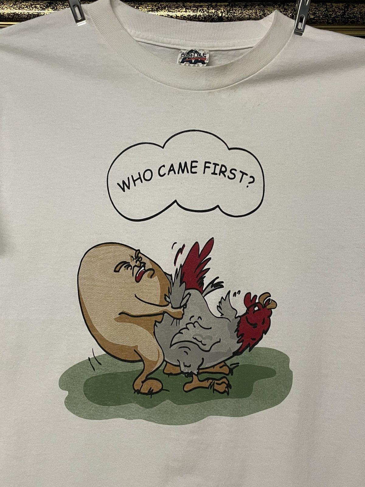 Vintage Vintage 00 Who Came First Funny Dirty Joke Humor Art Tshirt Size US S / EU 44-46 / 1 - 4 Thumbnail