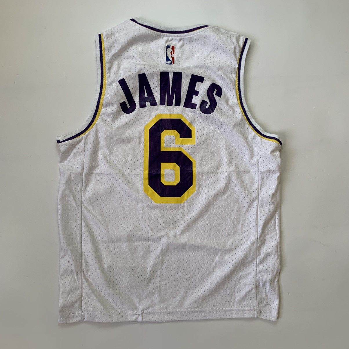 NBA Nike NBA Lakers Lebron James 6 White Jersey Size US M / EU 48-50 / 2 - 5 Thumbnail