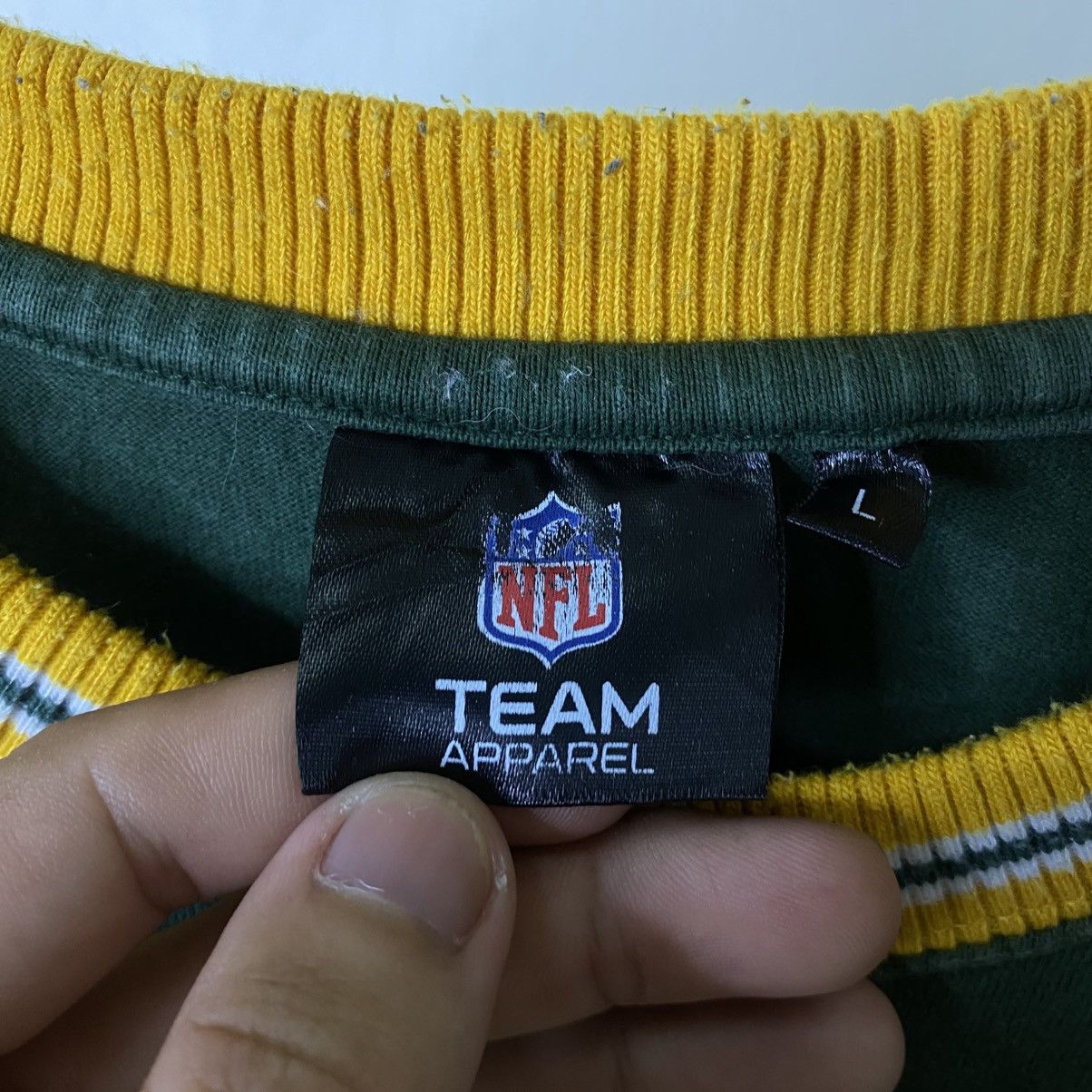 NFL Y2K Green Bay Packers NFL Embroidery Detailing LS T Shirt Size US XL / EU 56 / 4 - 3 Thumbnail
