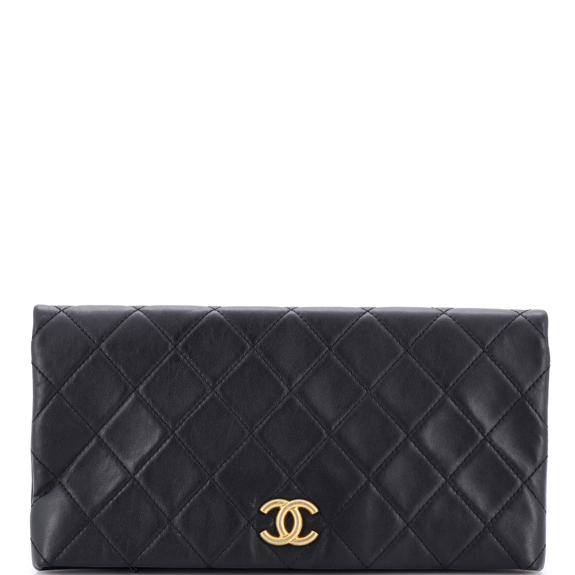 Chanel CC Foldover Clutch Size ONE SIZE - 1 Thumbnail