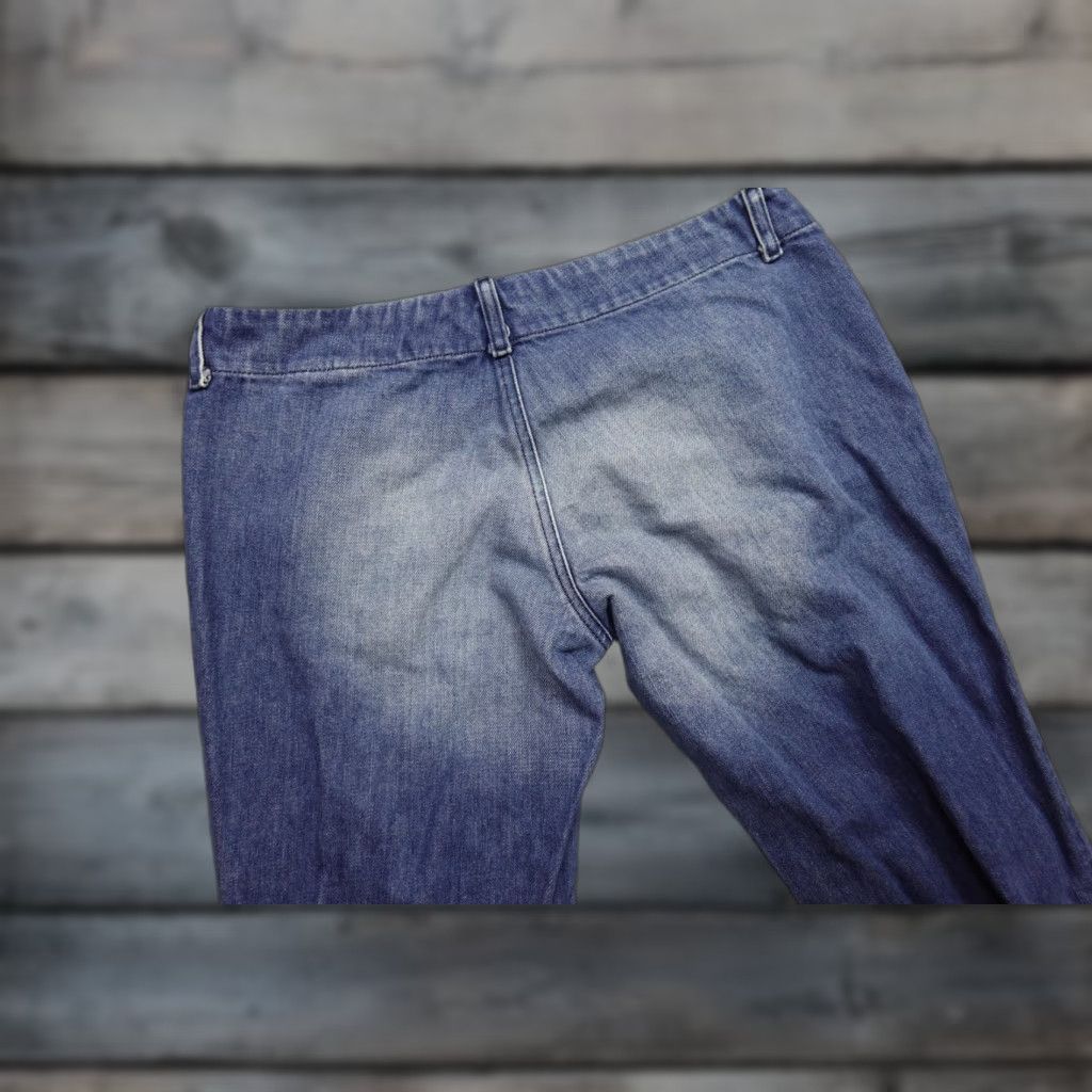 Diesel VINTAGE Diesel Jeans Womens Flare Leg 30x33 Blue Medium Wash Denim Bellbottoms Womens 30in Zip Pocket Zipper 100% Cotton Size 30" / US 8 / IT 44 - 1 Thumbnail