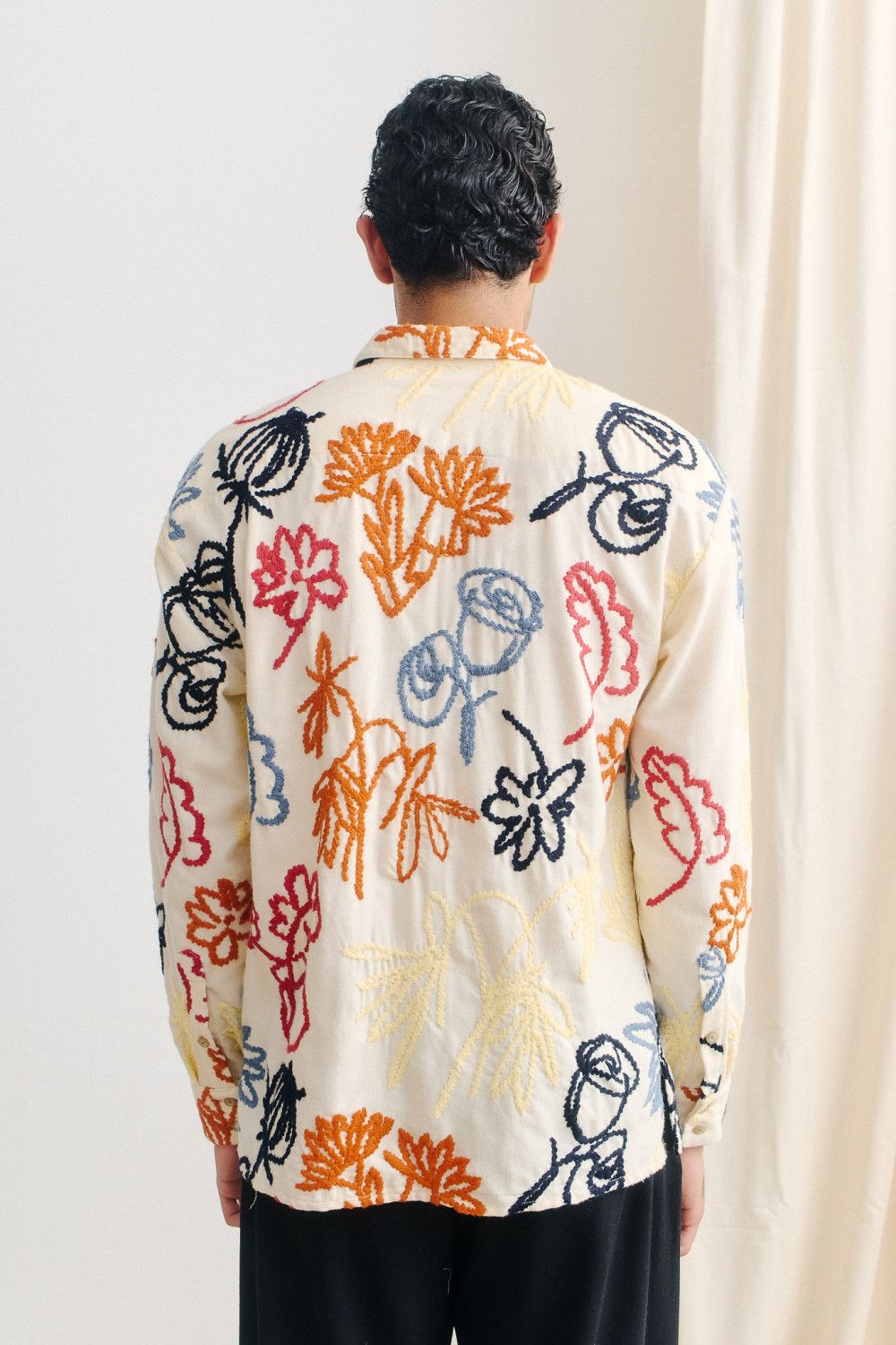 A Kind Of Guise 💚 AW23 A Kind Of Guise Pino Shirt Blooming Embroidery Size US M / EU 48-50 / 2 - 3 Thumbnail