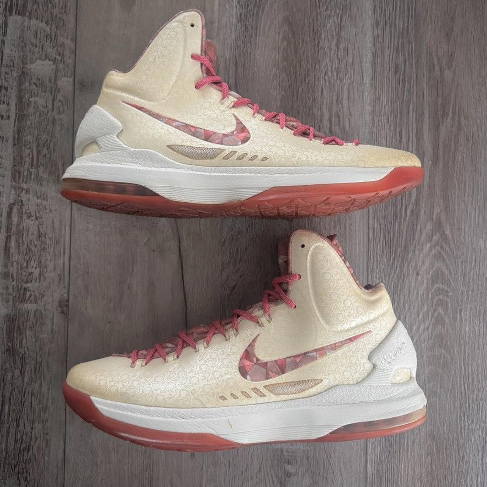 Nike NIKE • KD 5 "Aunt Pearl" (13M) Size US 13 / EU 46 - 2 Thumbnail