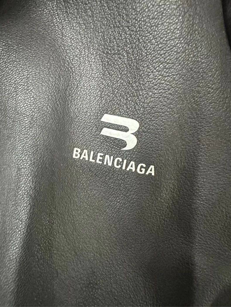 Balenciaga Balenciaga size 44 Hooded leather coat Size US S / EU 44-46 / 1 - 3 Thumbnail