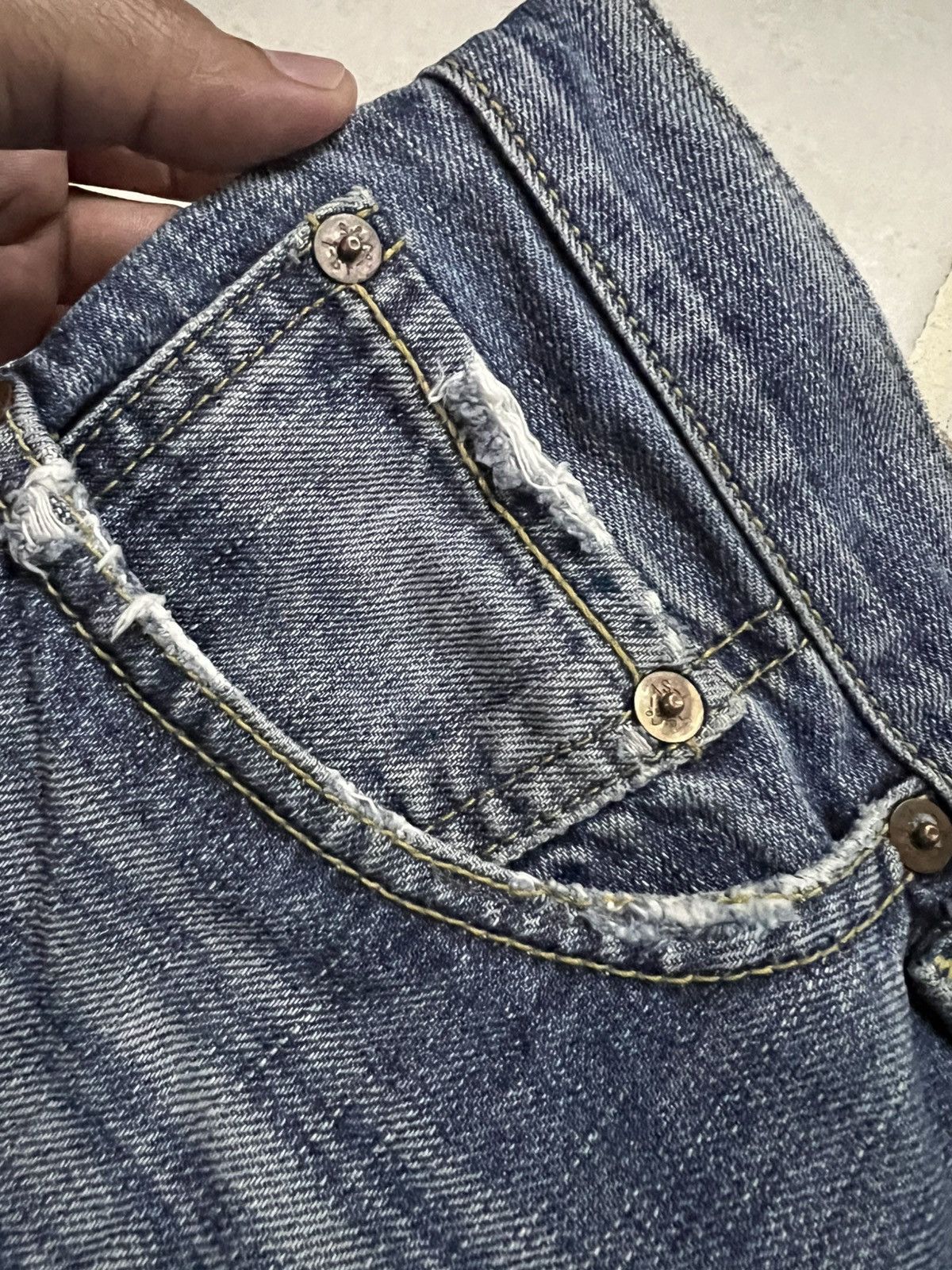 Levi's 💥Baggy💥Vintage LPC Levis 502 Faded Distressed Jean Size US 33 - 12 Thumbnail