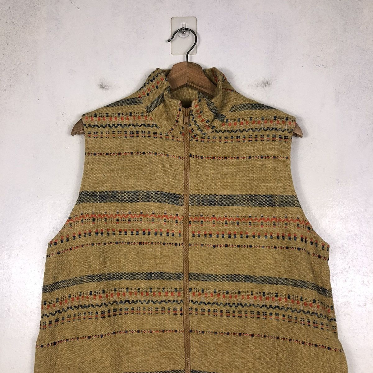 Japanese Brand 📌VINTAGE TANK TOP SLEEVELESS NAVAJO NATIVE DESIGN CHIMAYO Size US M / EU 48-50 / 2 - 5 Thumbnail