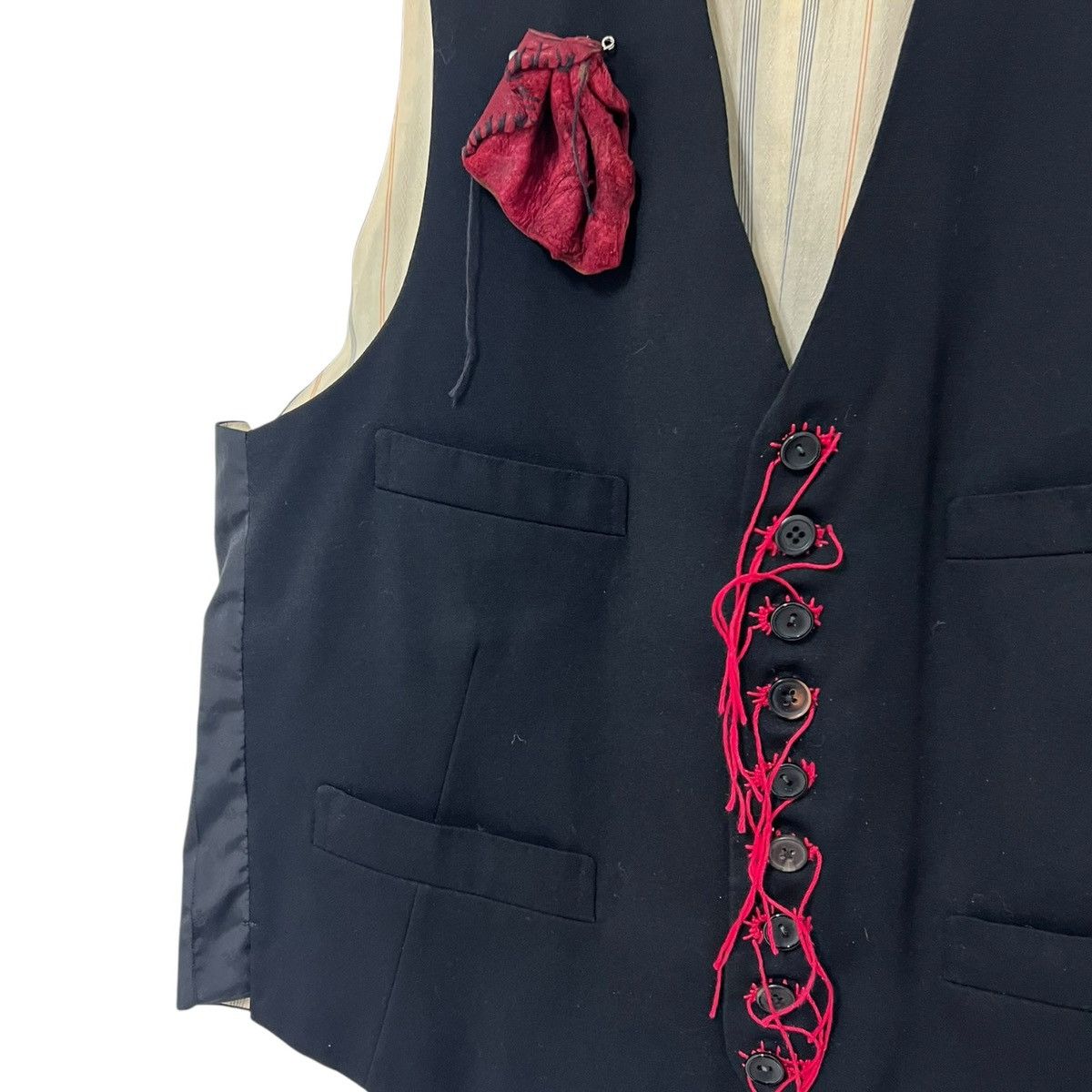 Japanese Brand Brooch vest Size US M / EU 48-50 / 2 - 2 Thumbnail