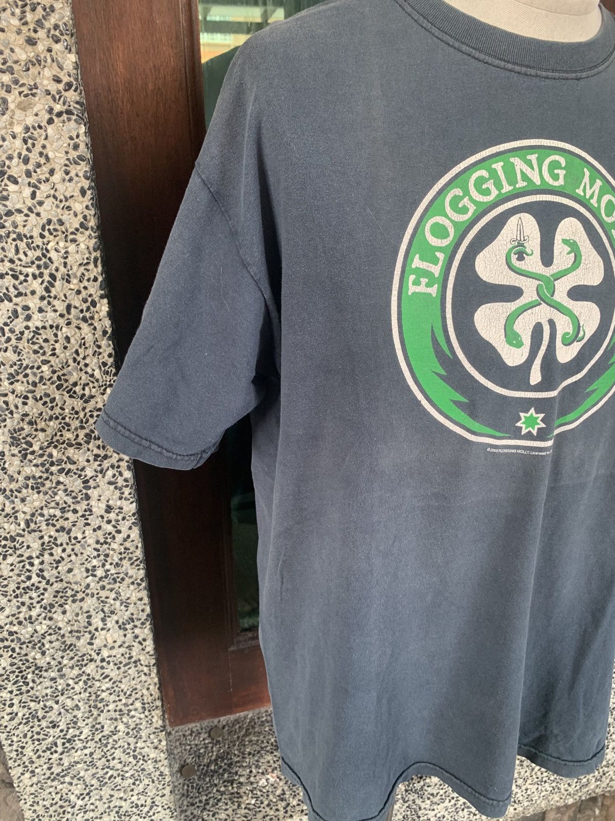 Band Tees × Vintage Vintage 2003 Logging Molly Punk Rock Band T shirt Size US L / EU 52-54 / 3 - 5 Thumbnail