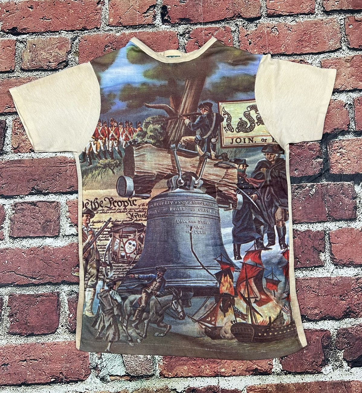 Hang Ten True Vintage Ten West American Revolution AOP T-Shirt 60s Size US M / EU 48-50 / 2 - 1 Thumbnail