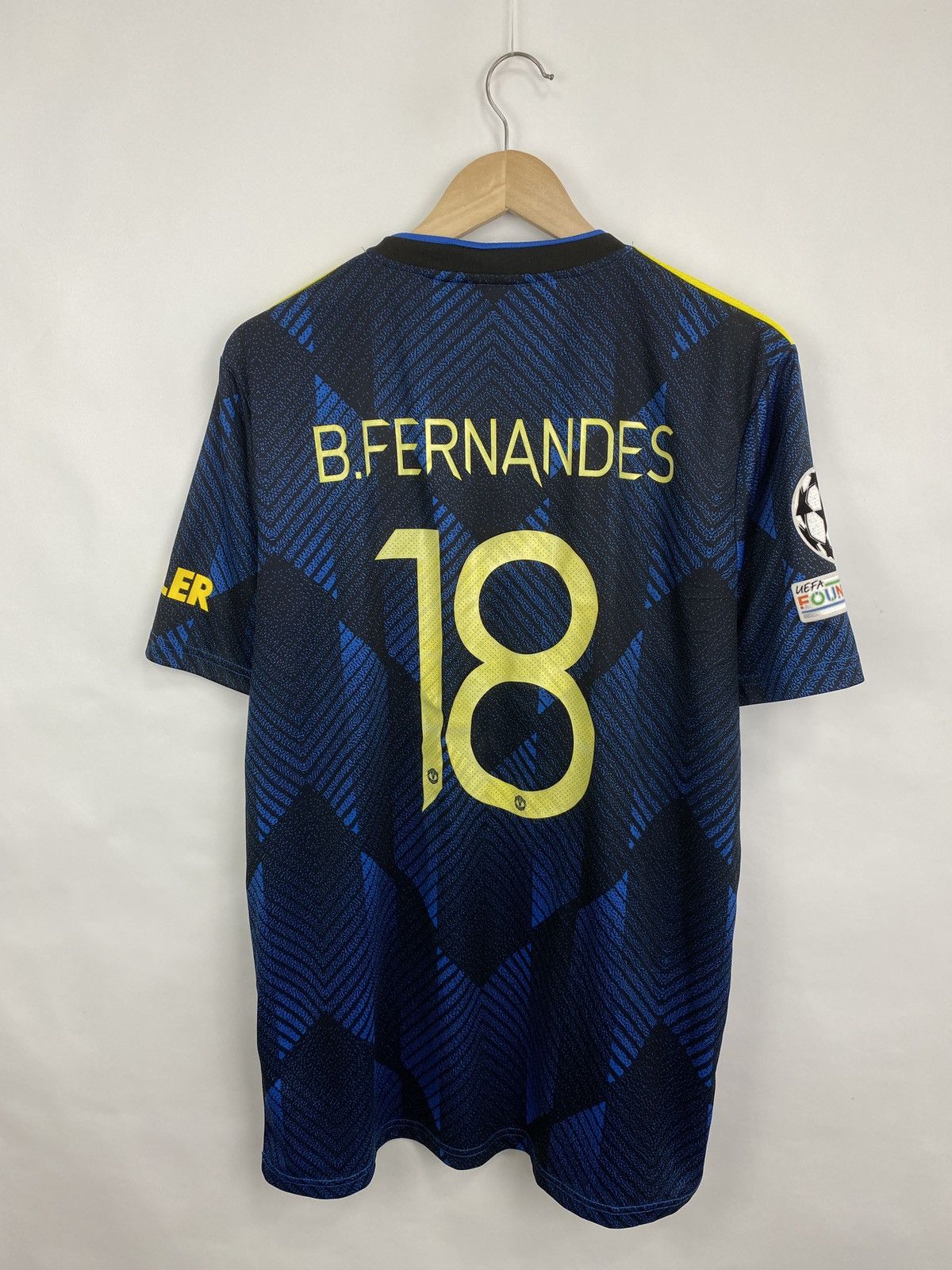 Adidas Y2K Adidas Bruno Fernandes Manchester United Soccer Jersey Size US XXL / EU 58 / 5 - 12 Thumbnail