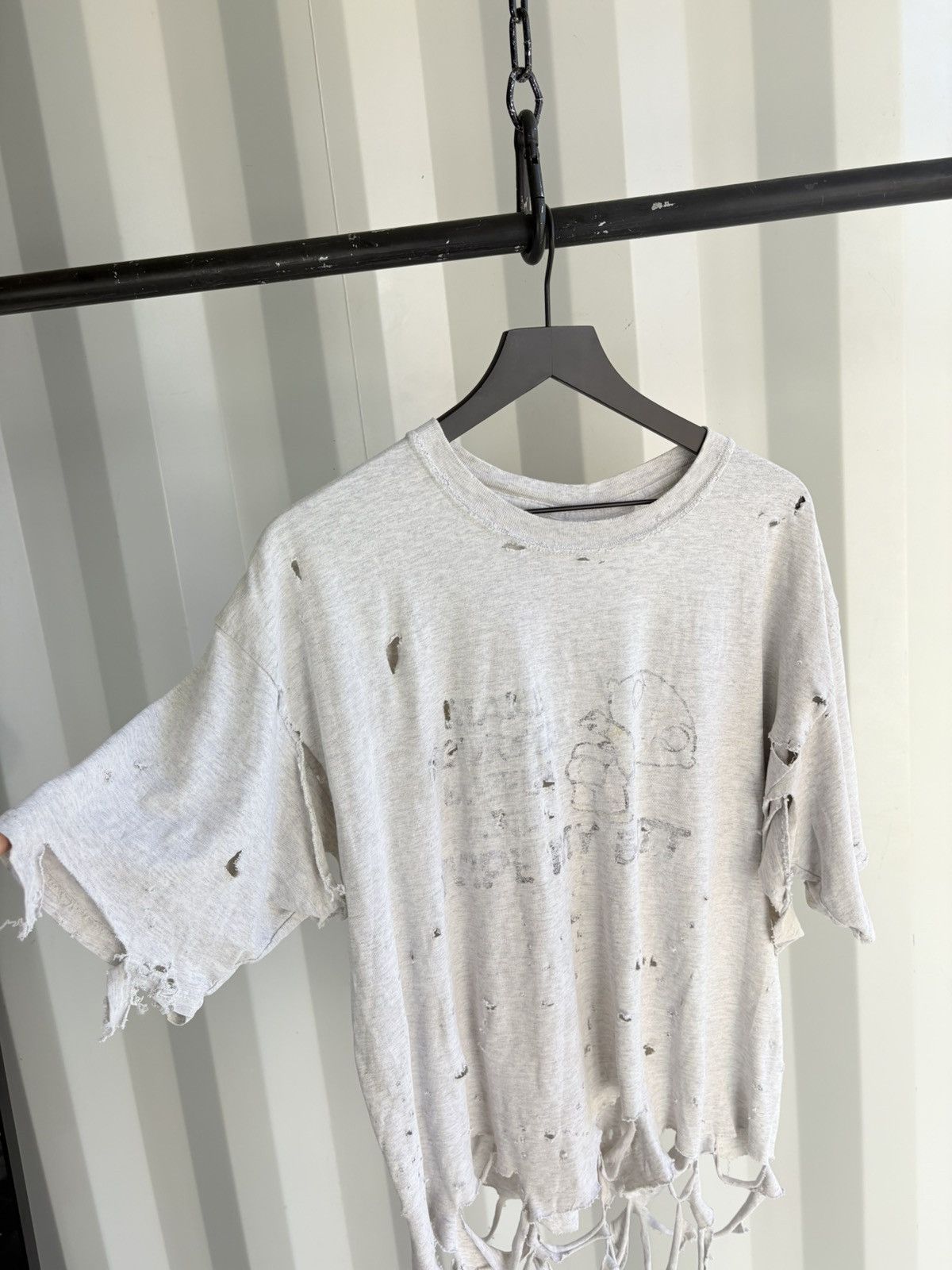 Vintage Vintage Stewie Family Guy Thrashed Faded Shirt GRUNGE Band Size US XL / EU 56 / 4 - 5 Thumbnail