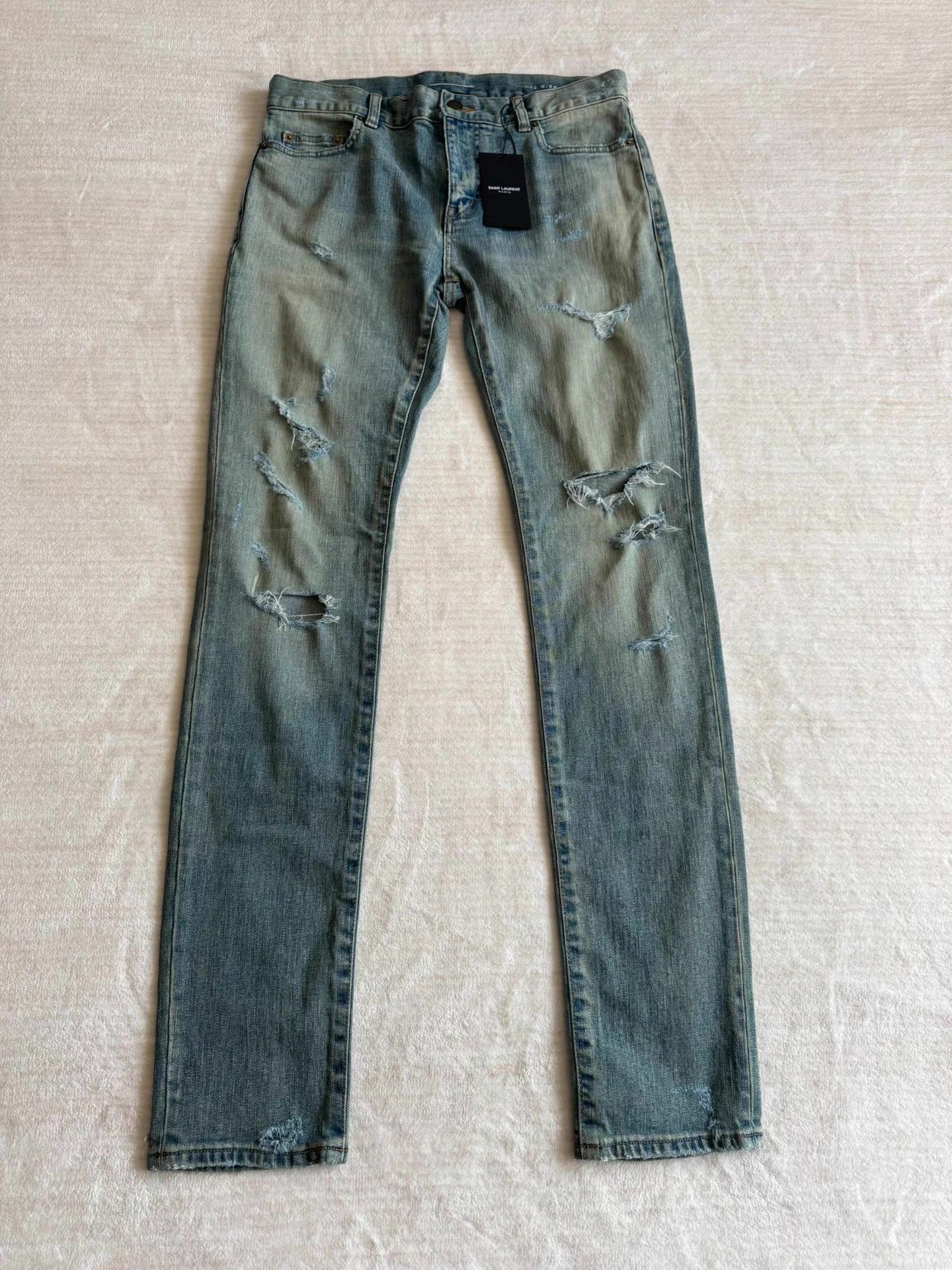 Saint Laurent Paris Saint Laurent Slash Distressed Jeans Ｑ23 Size US 30 / EU 46 - 1 Thumbnail