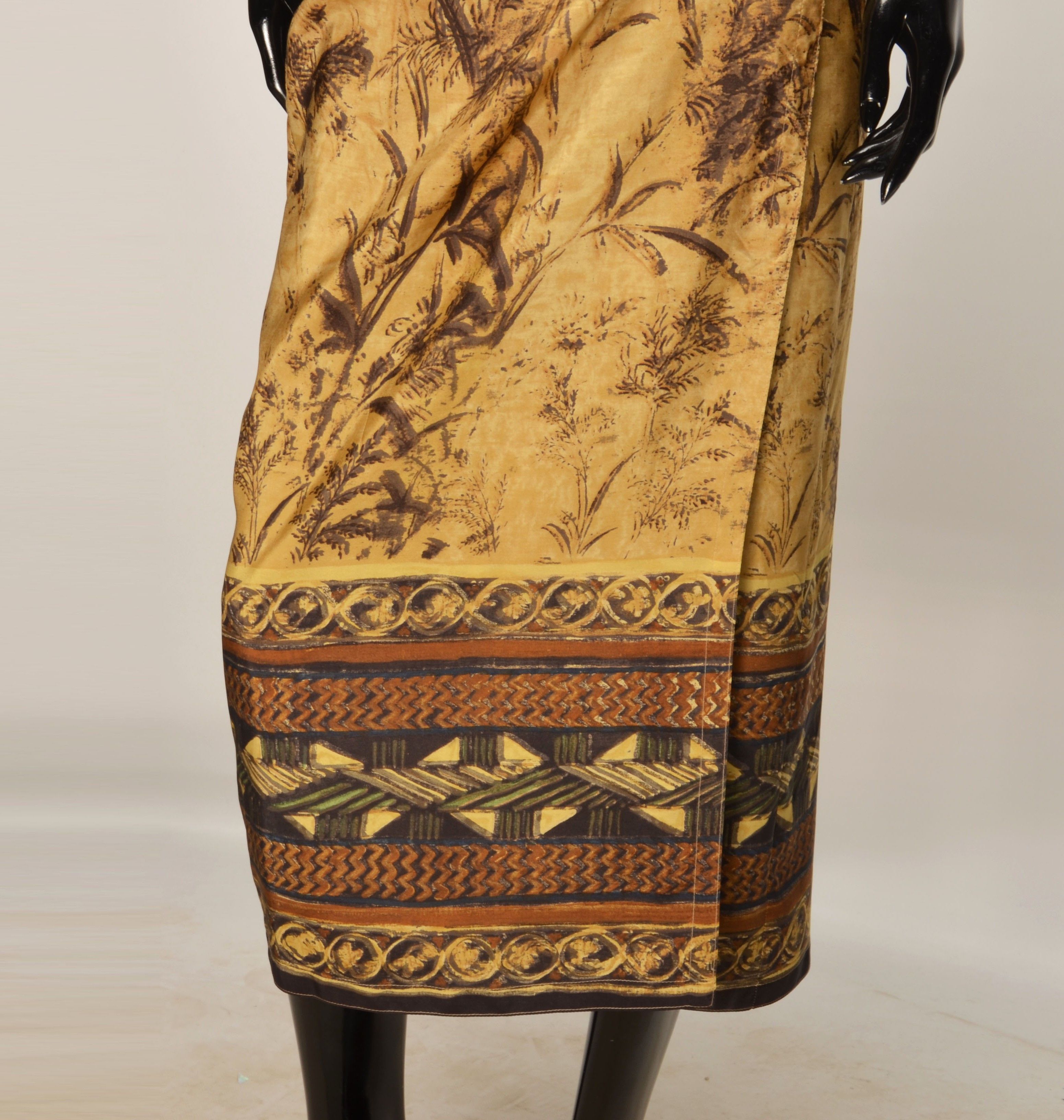 Max Mara Vintage Max Mara Wrap Midi Sarong Style Printed Silk Skirt Size 28" / US 6 / IT 42 - 3 Thumbnail