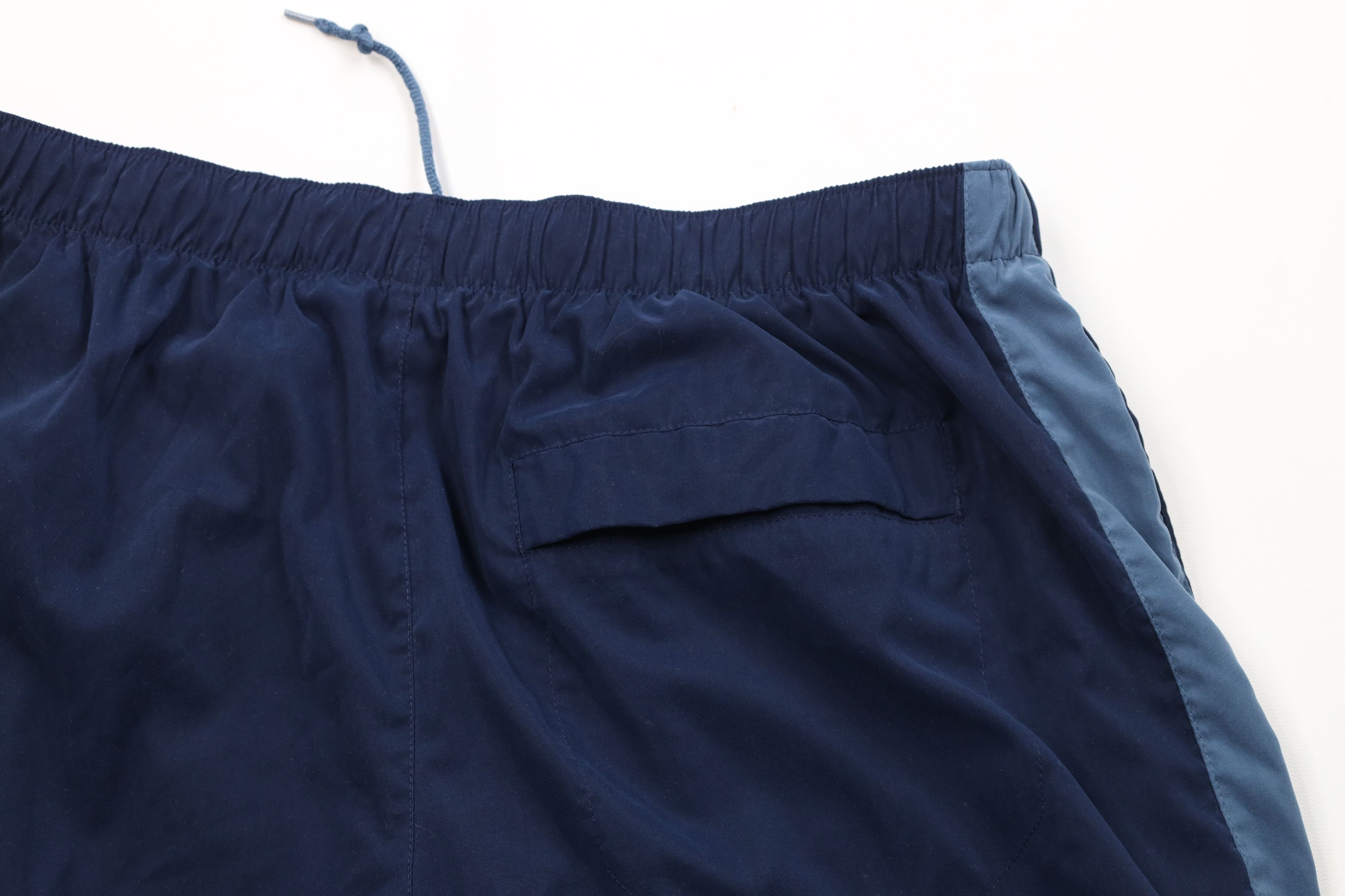 Nike Vintage Nike Block Travis Scott Mini Swoosh Lined Shorts Size US 34 / EU 50 - 9 Thumbnail