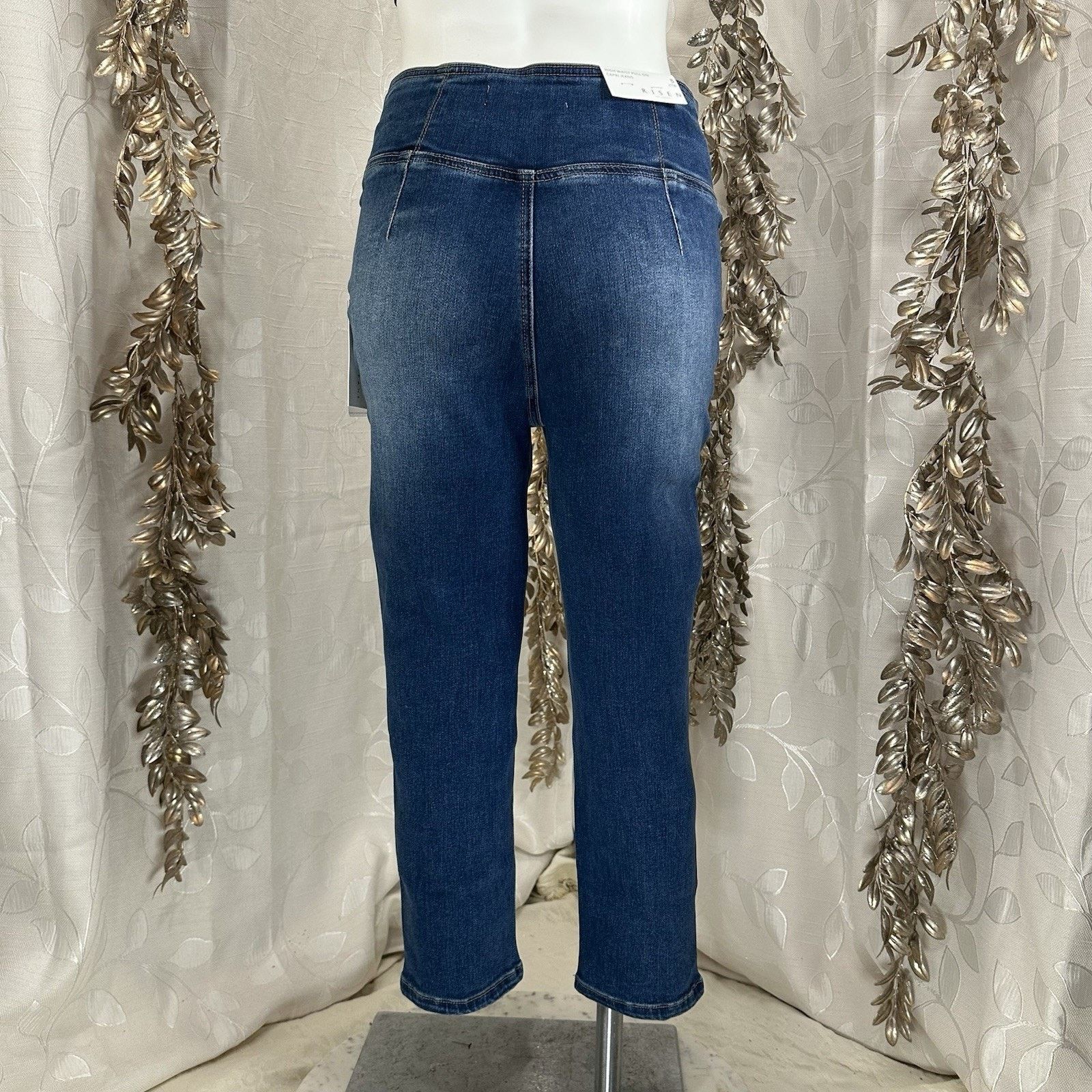 Other Risen High Waist Capri Jeans Women’s 5/27 Crossover Size 27" / US 4 / IT 40 - 4 Thumbnail
