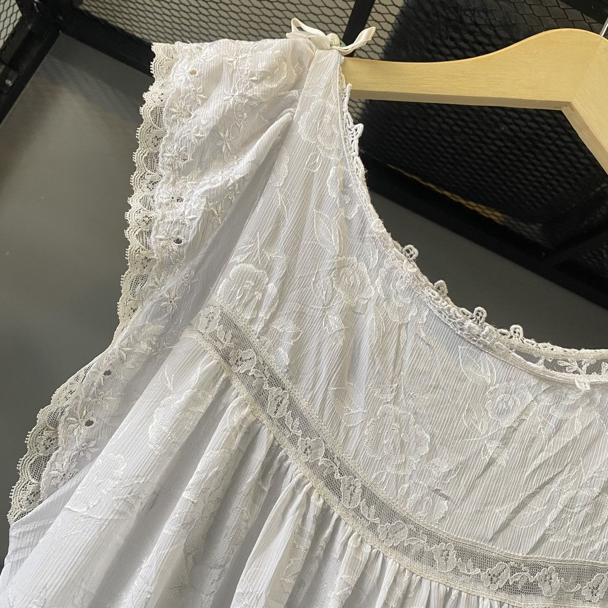 Dior × Vintage Dior Vintage Lace Trimmed White Lingerie Nightgown Dress Size M / US 6-8 / IT 42-44 - 3 Thumbnail