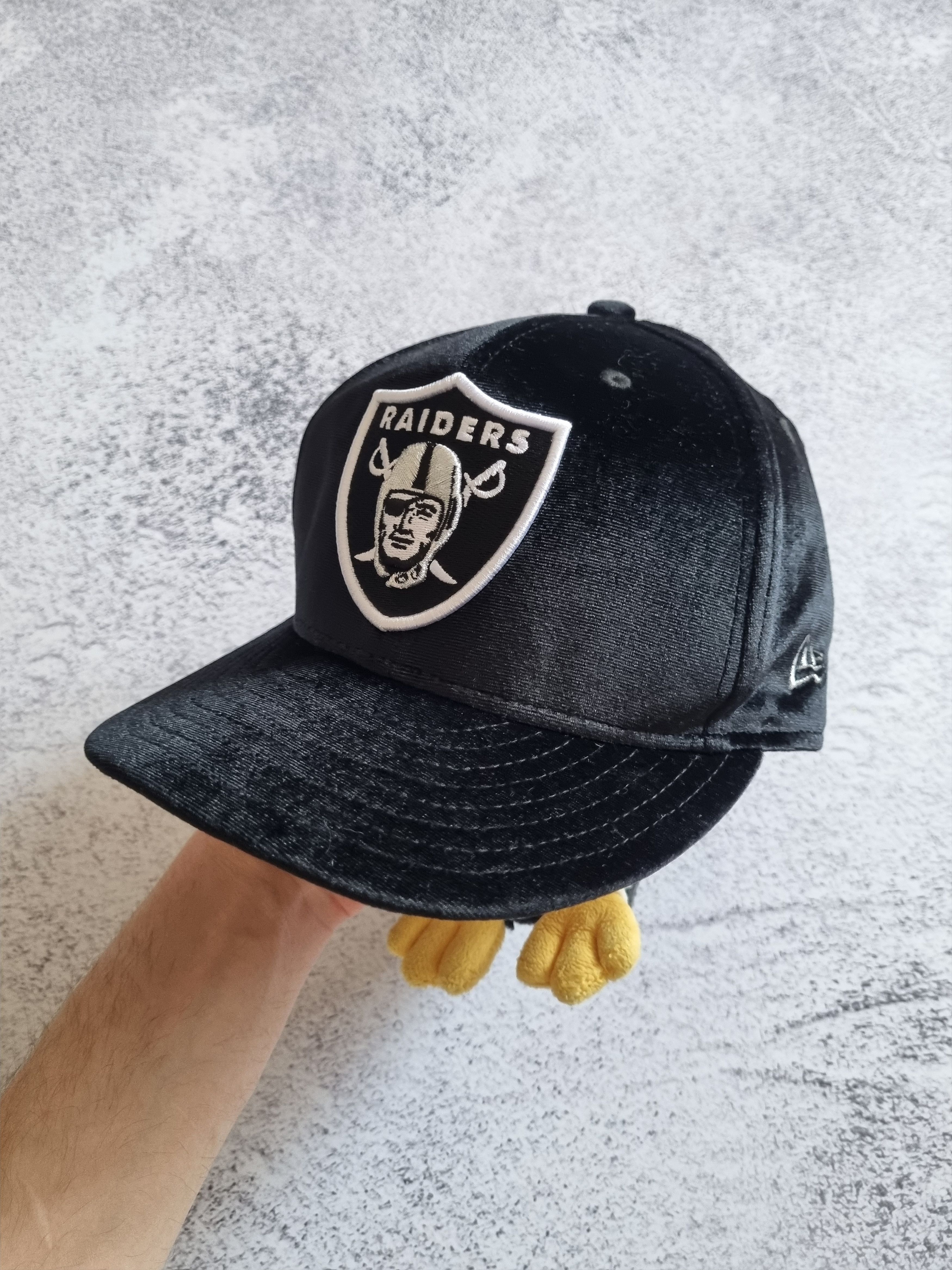 NFL × New Era New Era x Raiders 59 Fifty Velour Snapback Hat Size ONE SIZE - 2 Thumbnail