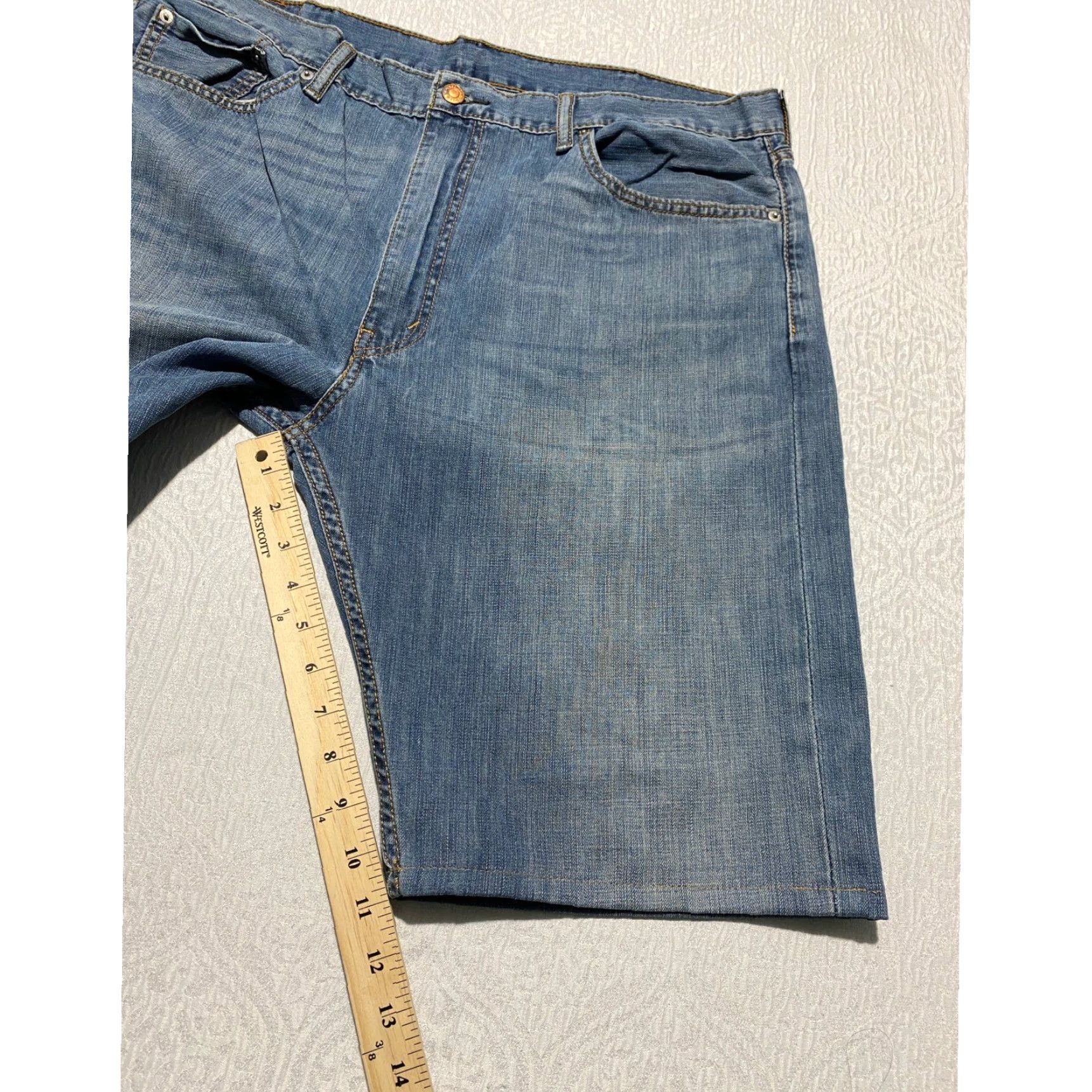 Levi's VINTAGE Levi's 505 Jeans Shorts Men 40×11 Blue Hemmed Denim Jorts Whiskers Bermuda Casual Shorts Mens Blues Size US 40 / EU 56 - 7 Thumbnail
