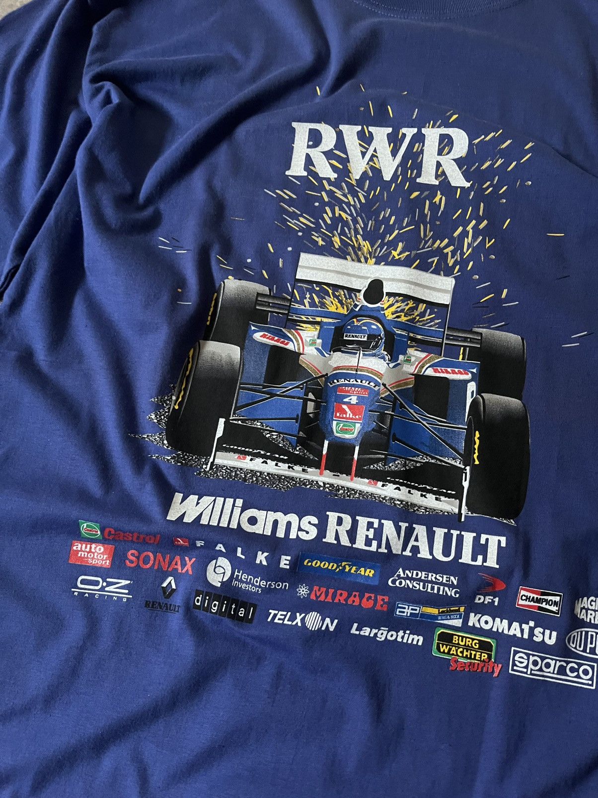 Formula 1 Vintage Formula 1 Rothmans Williams Renault F1 Racing Tee Size US L / EU 52-54 / 3 - 3 Thumbnail