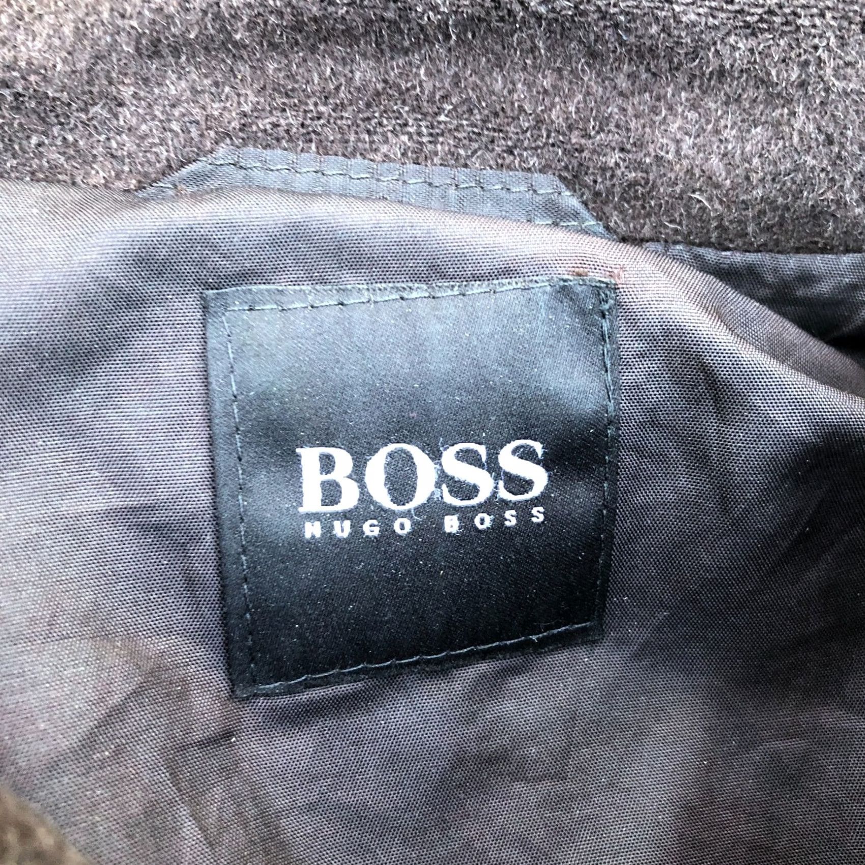 Hugo Boss HUGO BOSS Overcoat Jacket Men 44R Wool Cashmere Brown Button Winter Heavy Coat Size US S / EU 44-46 / 1 - 6 Thumbnail
