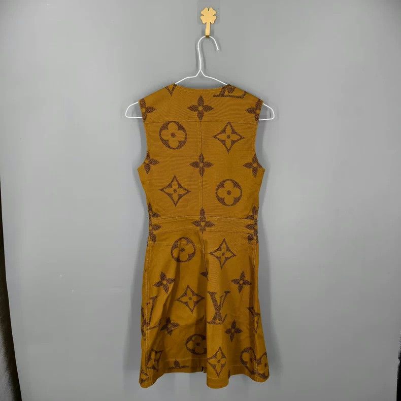 Louis Vuitton Louis Vuitton Sleeveless brown print print dress Size XXS / US 00 / IT 34 - 2 Thumbnail