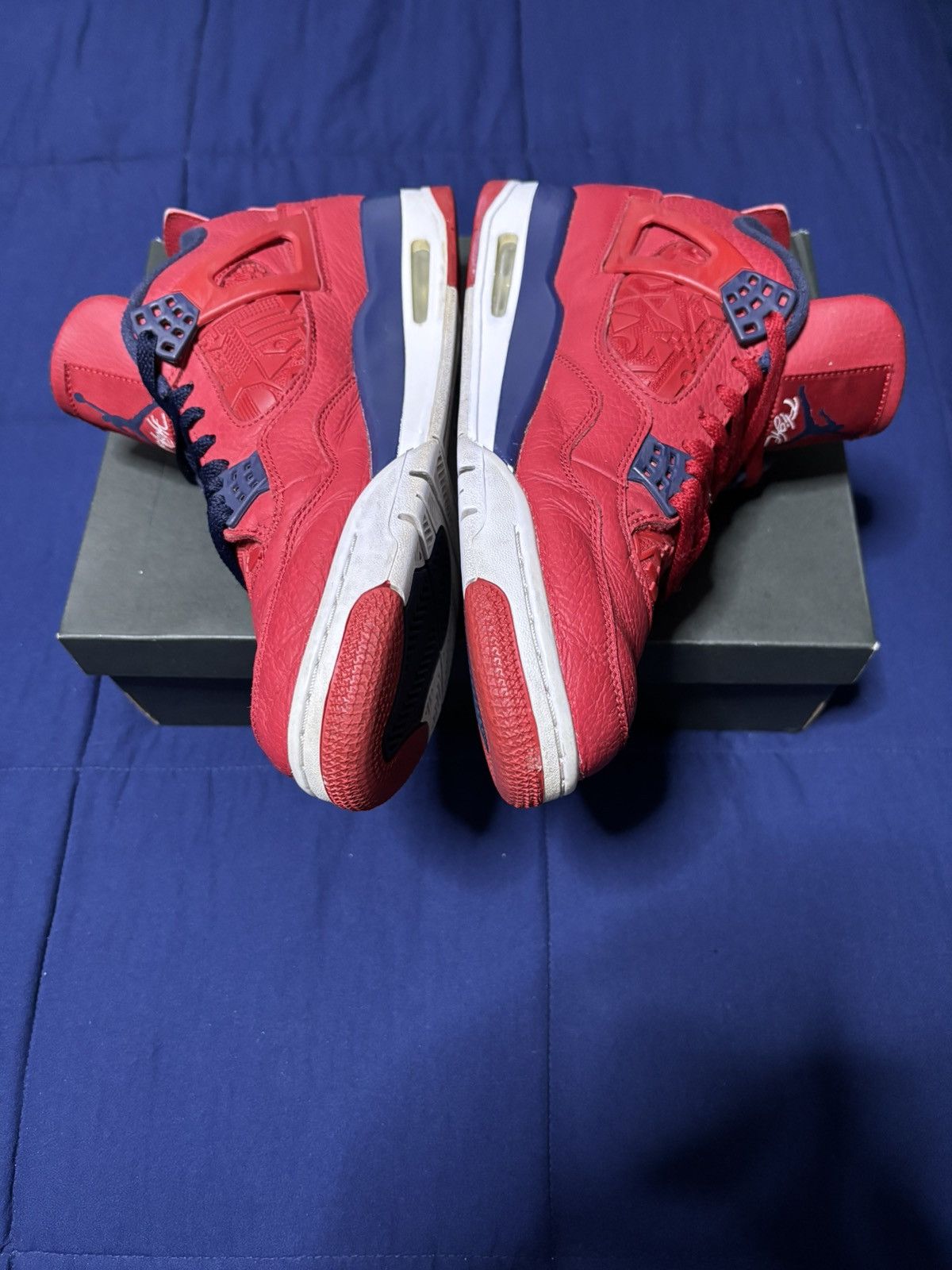 Jordan Brand Jordan 4 Retro FIBA 2019 Size 11.5 Size US 11.5 / EU 44-45 - 3 Thumbnail