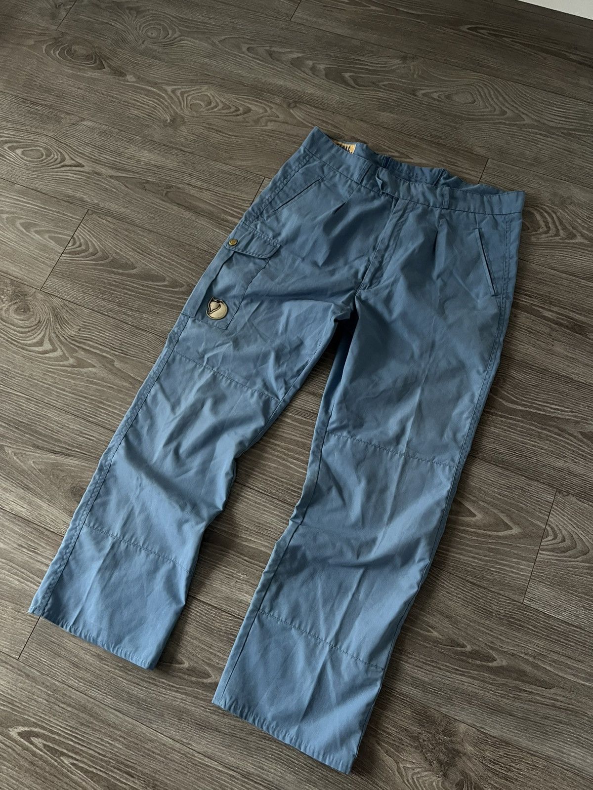 Fjallraven × Vintage ‼️Vintage Fjallraven Leather Logo Cargo Forest Utility Pants‼️ Size US 36 / EU 52 - 8 Thumbnail