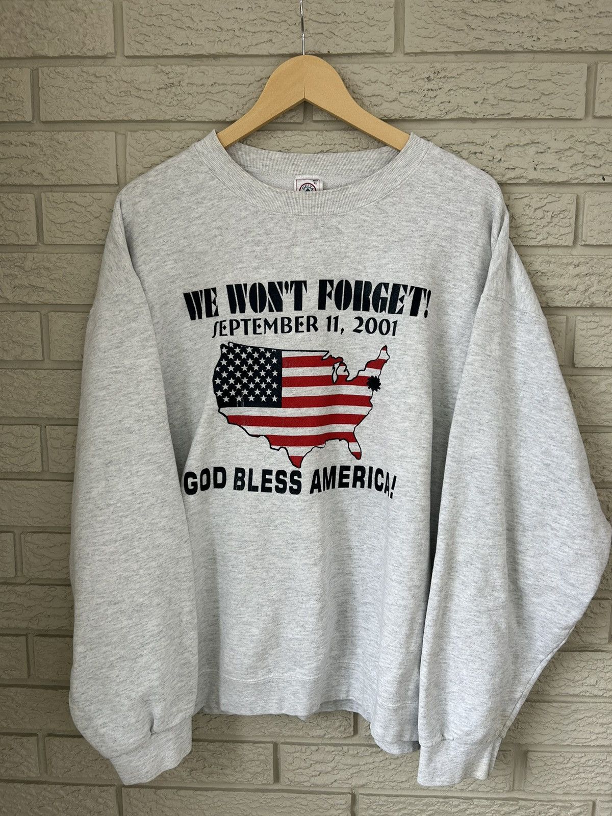 Vintage Vintage 9/11 We Wont Forget Crewneck Size US XL / EU 56 / 4 - 1 Thumbnail
