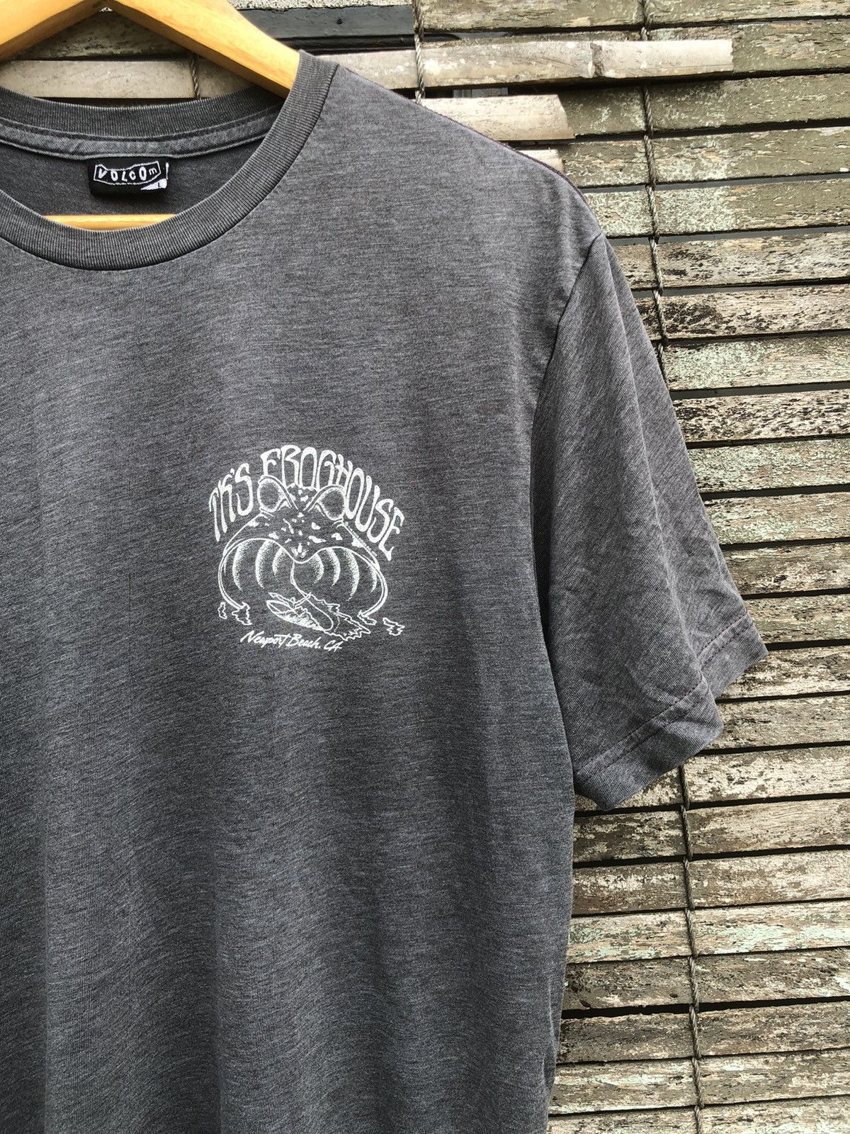 Volcom RARE Vintage Y2K Volcom TK’S Frog House Inc Bakckhit Tee Size US L / EU 52-54 / 3 - 13 Thumbnail