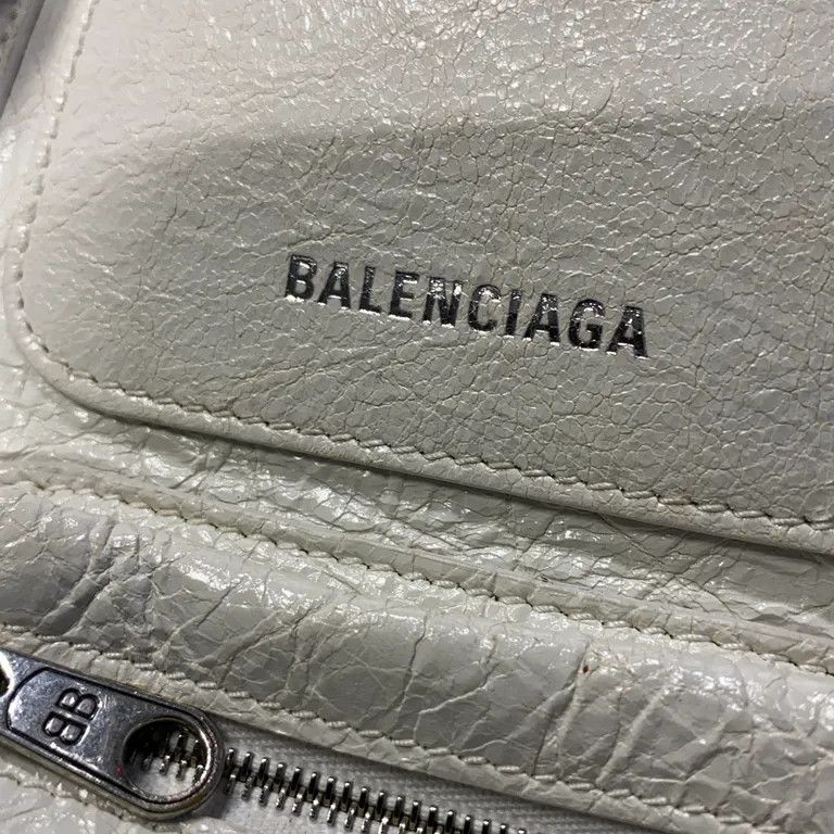 Balenciaga Superbusy Leather Cross Body Bum Bag by Demna Gvasiala Size ONE SIZE - 4 Thumbnail