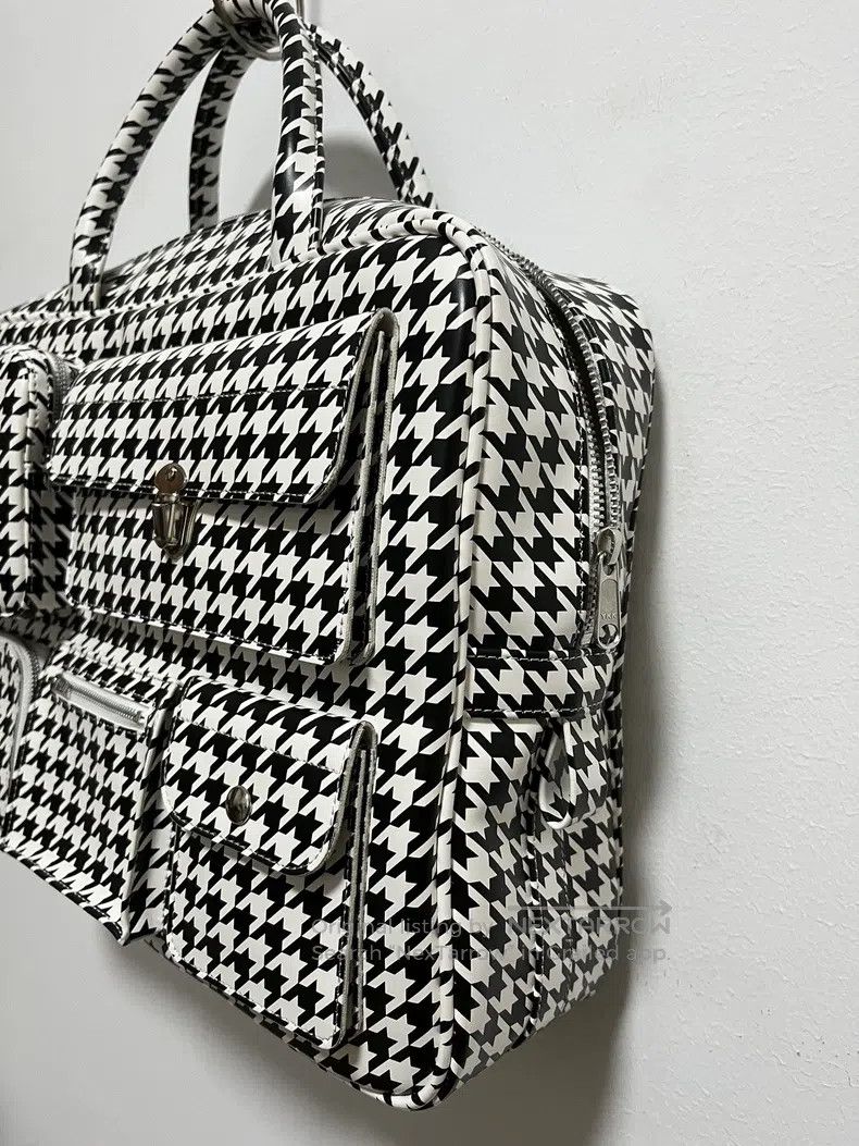 Comme des Garcons Comme des Garcons Houndstooth, Black and White Check, Hand Size ONE SIZE - 4 Thumbnail