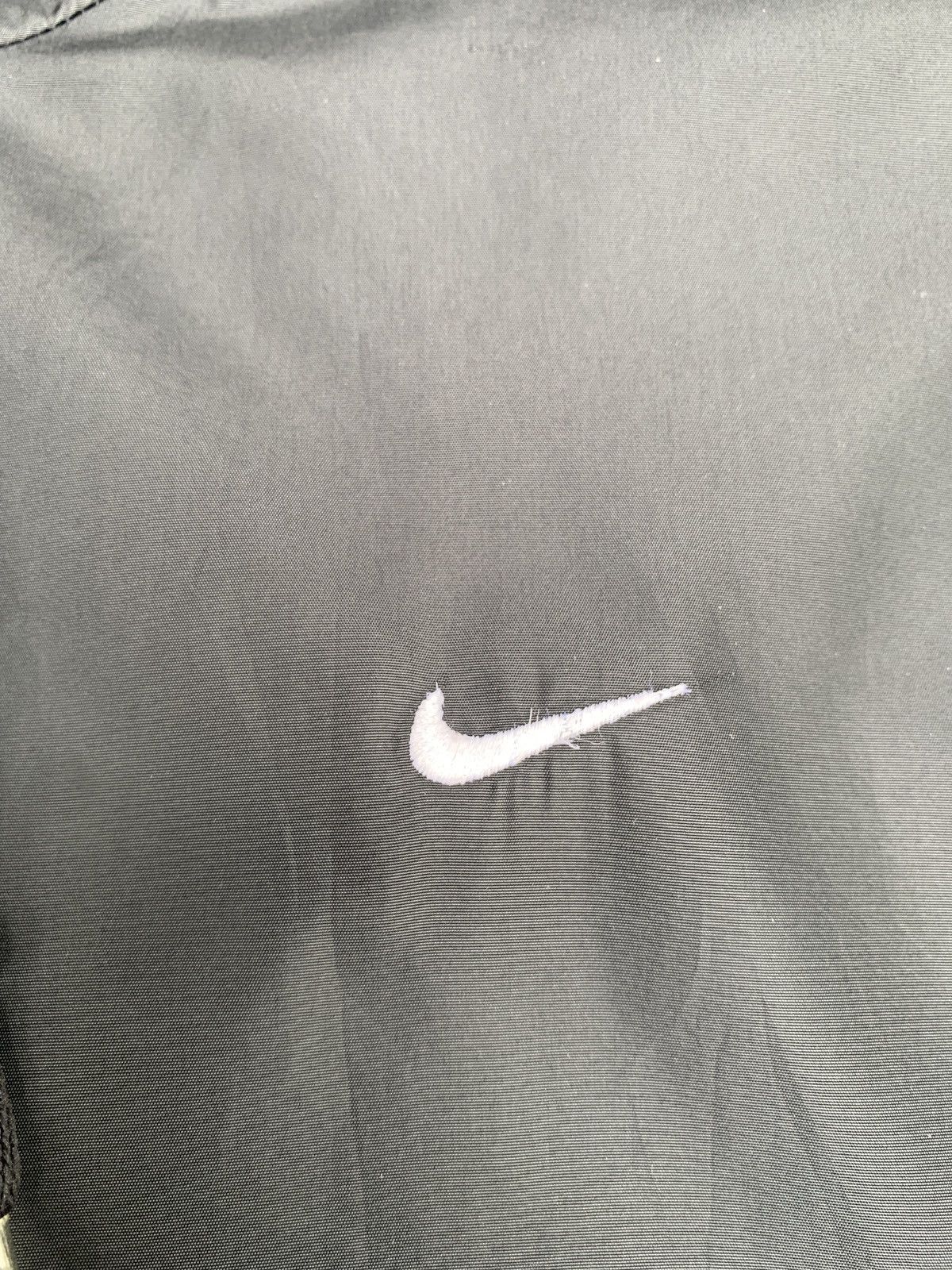 Nike × Vintage 2000s Nike Small Swoosh Black Nylon Pullover Hoodie Size US XXL / EU 58 / 5 - 4 Thumbnail