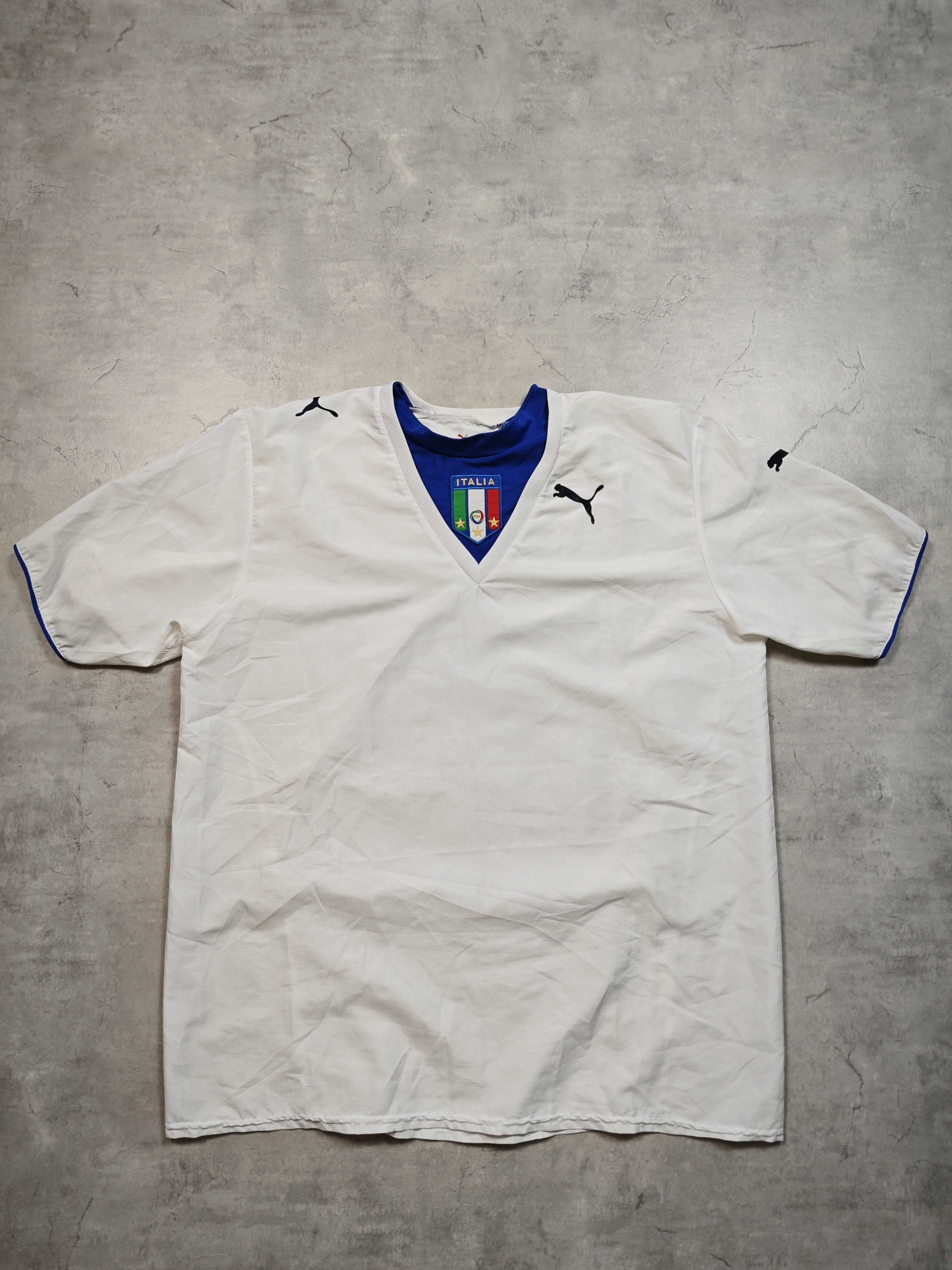 Puma Puma Italy 2006 Vintage Jersey Size US XL / EU 56 / 4 - 1 Thumbnail