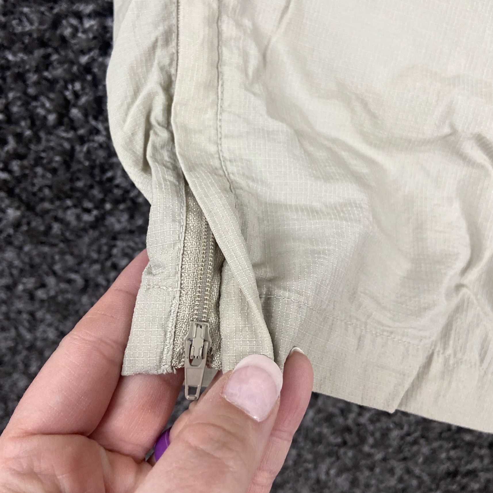 Vintage Columbia Cargo Pants Beige XL Men 31in Inseam Regular Mens Size US 36 / EU 52 - 2 Thumbnail