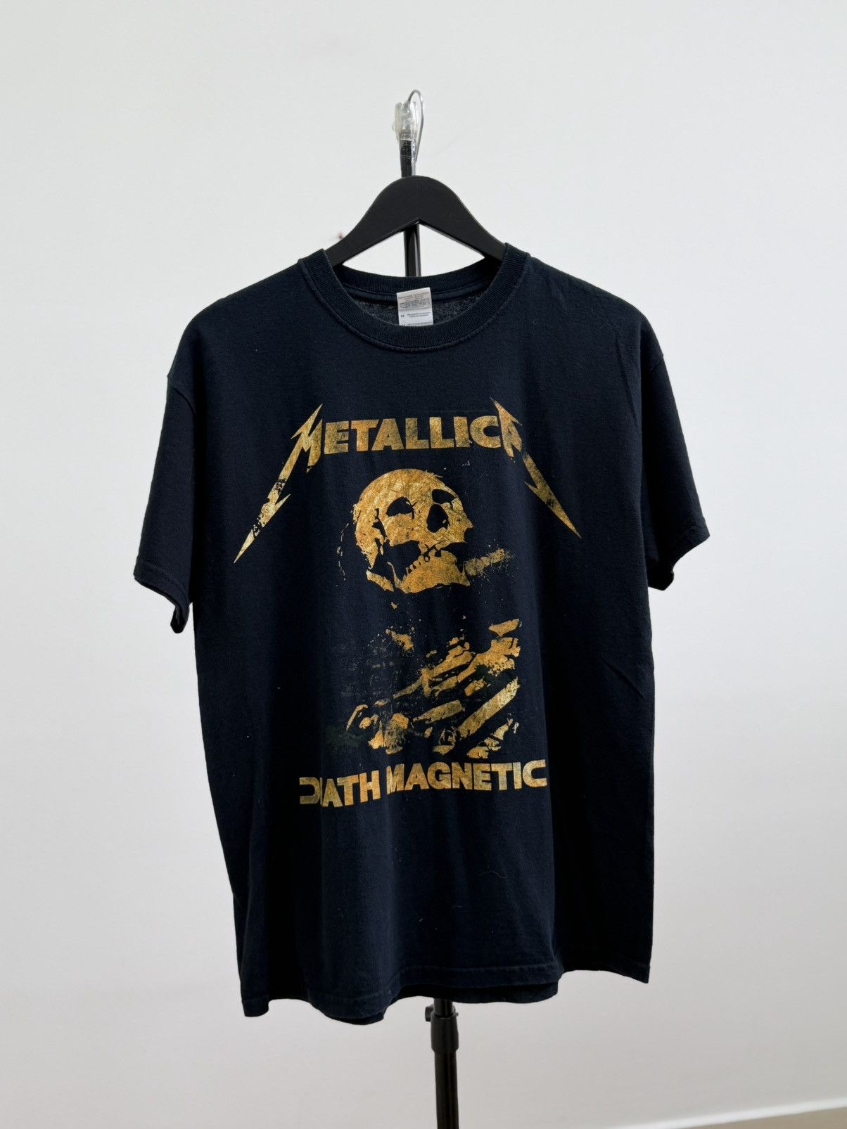 Band Tees Metallica “Death Magnetic” 2008 Tour Merch Tee Shirt Size US M / EU 48-50 / 2 - 3 Thumbnail