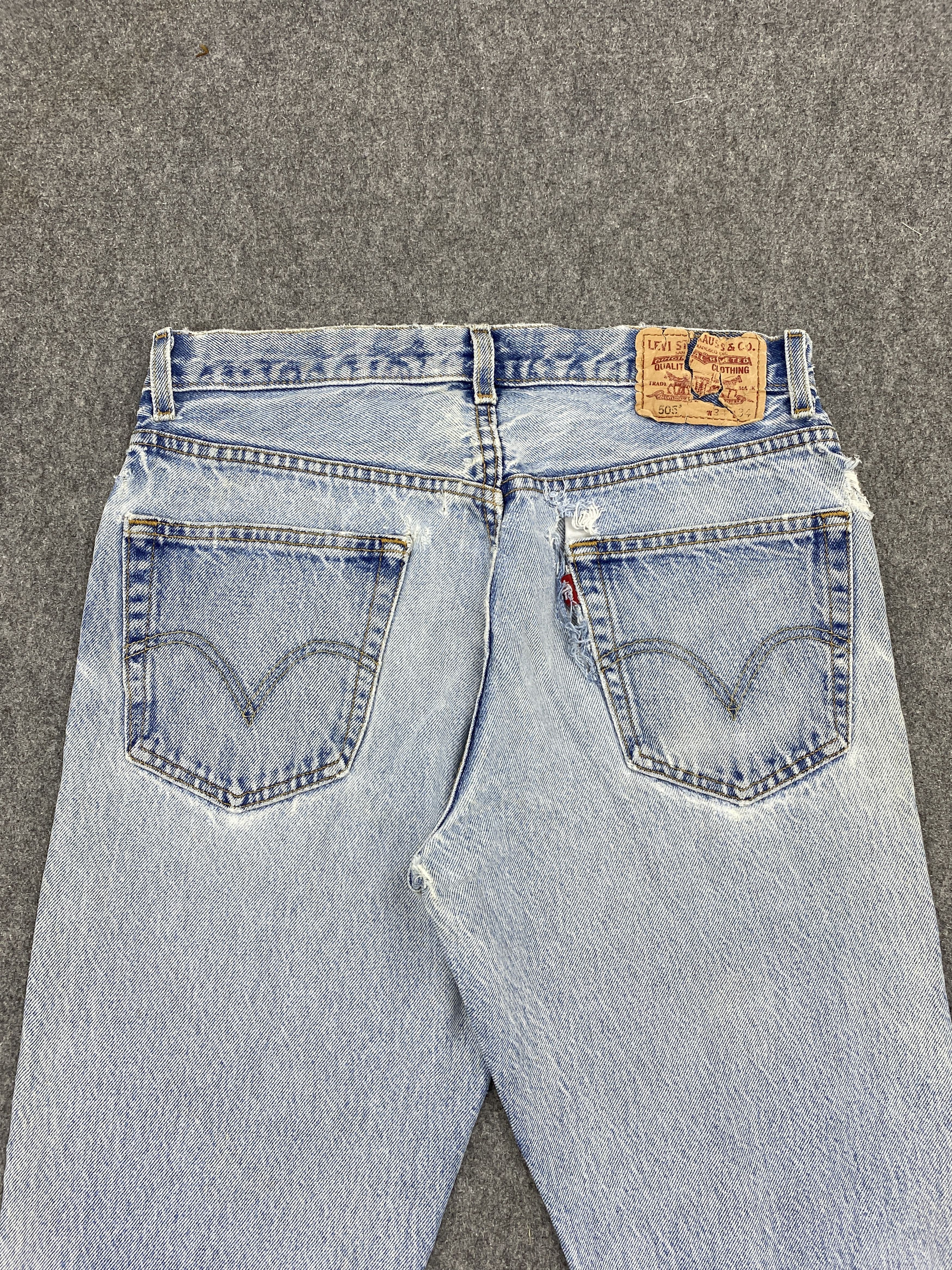 Levi's Distressed Faded Blue Vintage Levi's 505 Jeans DP2688 Size US 30 / EU 46 - 4 Thumbnail