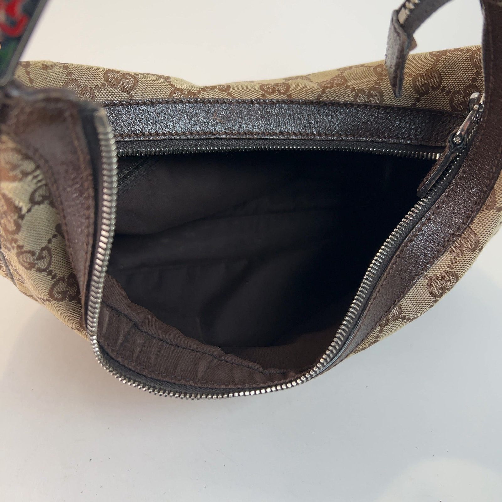 Gucci Gucci GG Supreme Canvas Hobo Bag Size ONE SIZE - 9 Thumbnail