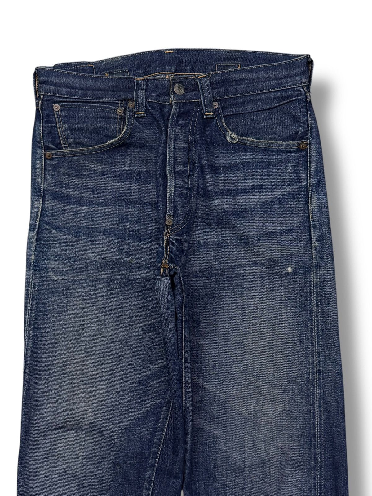 Levi's Vintage Clothing Vintage 00s Levi’s 501-XX Big E Buckle Back Selvedge Japan Size US 30 / EU 46 - 4 Thumbnail
