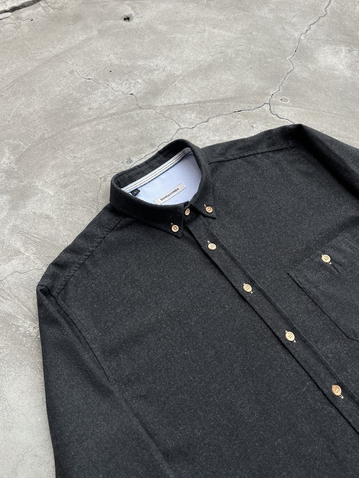 Other Dark, Gray Shirt w/ Wooden Buttons Size US M / EU 48-50 / 2 - 1 Thumbnail