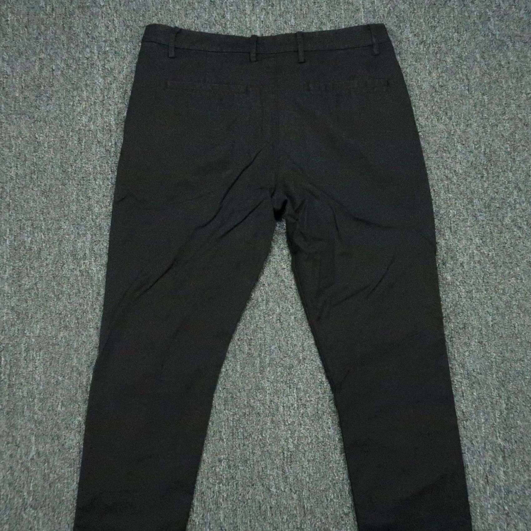 Vintage LRD Pants Mens 32x28 Black Performance Zip Pocket Stretch Trouser Chino Pants Regular Slashed Pockets Straight 28in Inseam Casual Workwear Mens Size US 32 / EU 48 - 6 Thumbnail