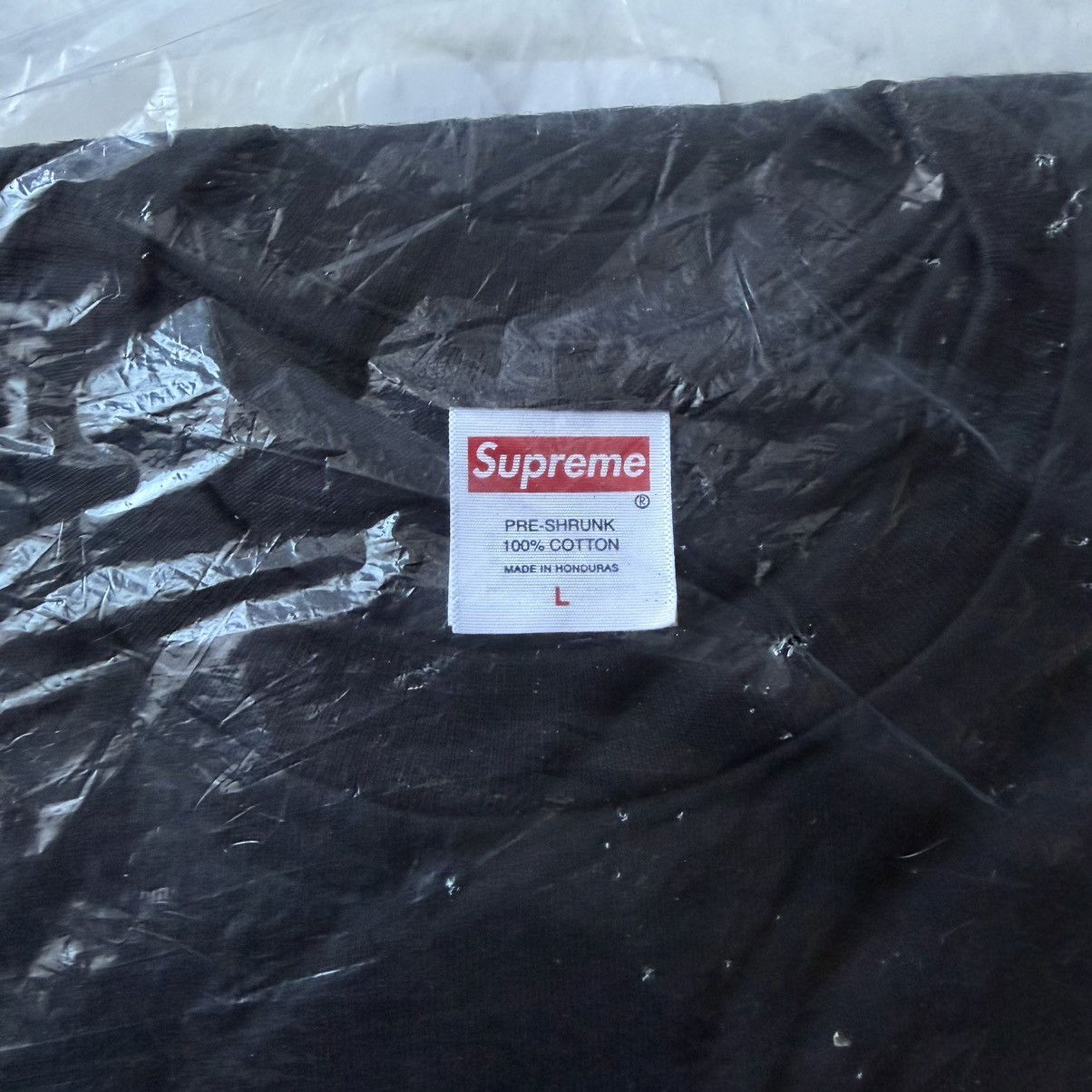 Supreme Supreme FW24 Grinch Tee Size L DS Size US L / EU 52-54 / 3 - 3 Thumbnail