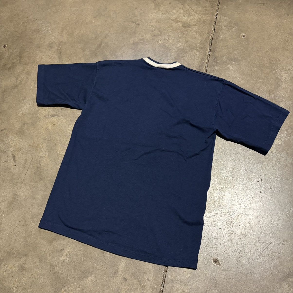 Vintage Vintage Michigan Wolverines T Shirt Ringer College 90s USA Size US L / EU 52-54 / 3 - 8 Thumbnail