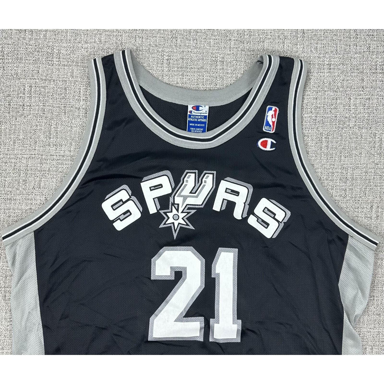 Champion San Antonio Spurs Jersey Mens XL NBA Tim Duncan 21 Champion Size US XL / EU 56 / 4 - 2 Thumbnail