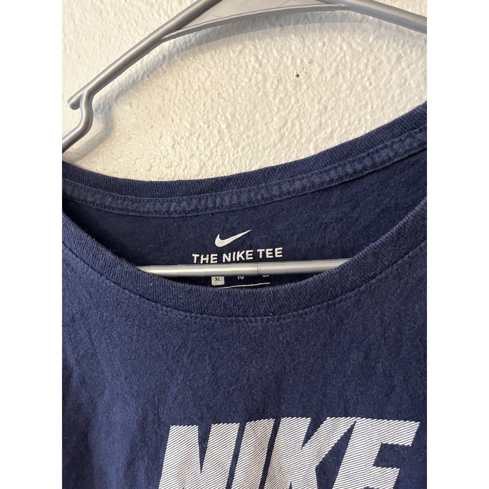 Nike Nike Dri-FIT Tee Adult XL Navy Blue Short Sleeve Crewneck T-shirt Logo Men's Shirt Size US XL / EU 56 / 4 - 2 Thumbnail