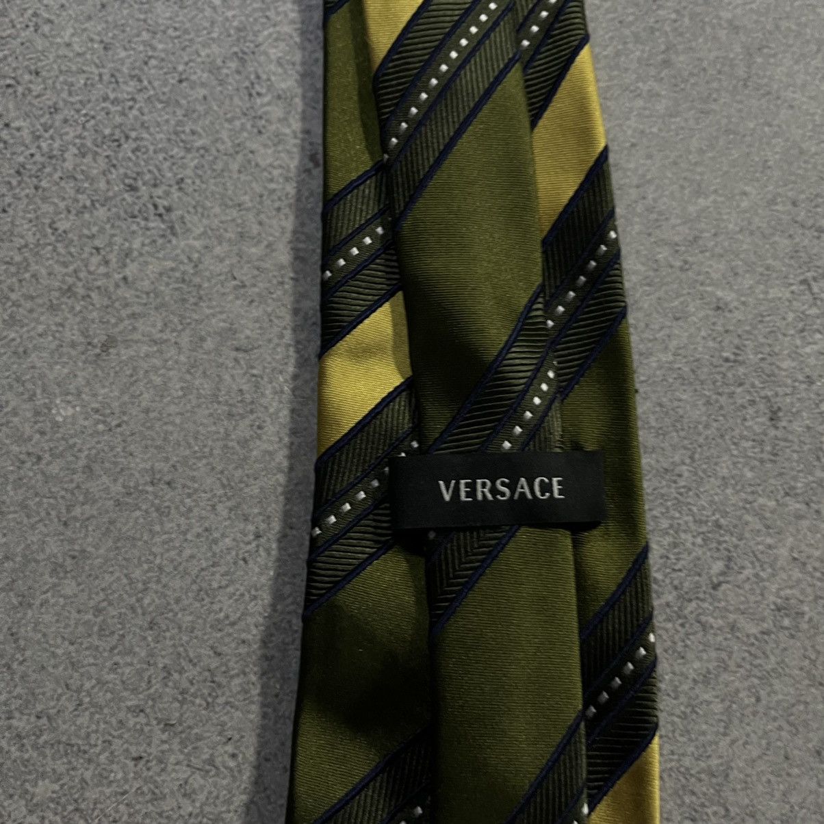 Versace Vintage Versace Tie Size ONE SIZE - 2 Thumbnail