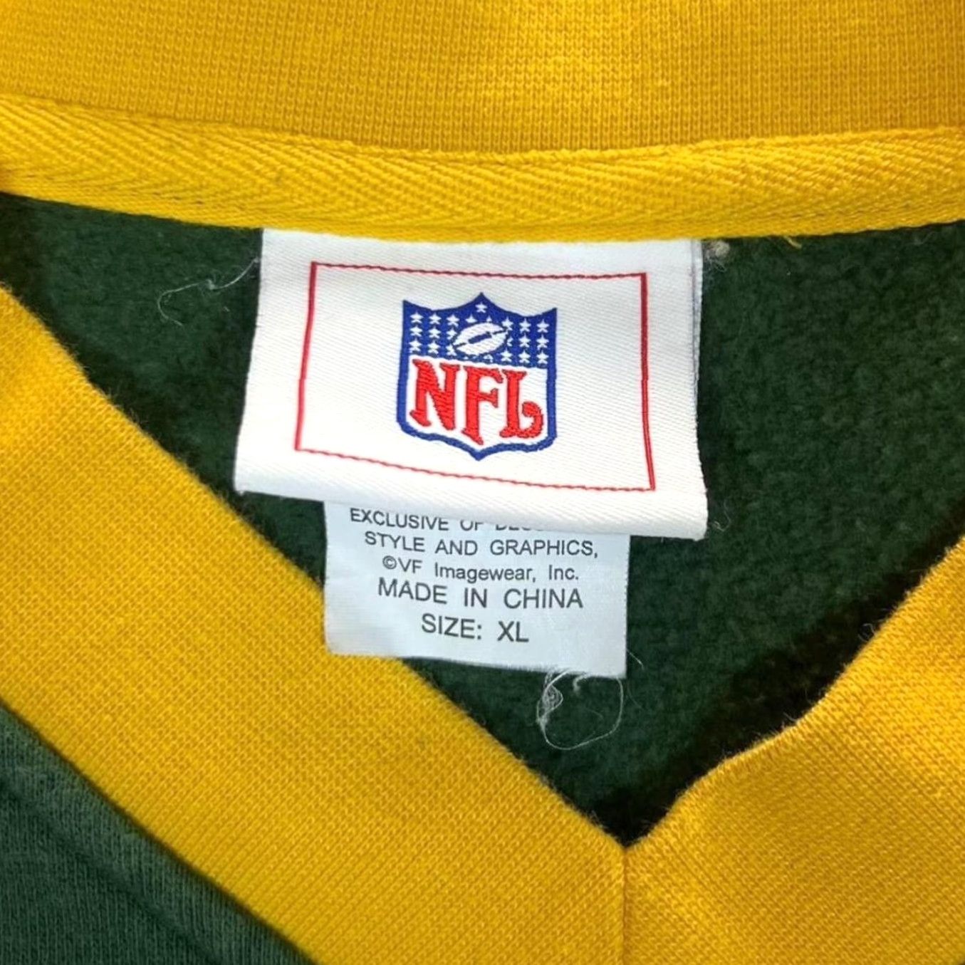 NFL NFL Green Bay Packers Sweatshirt V-Neck Embroidered Logo XL Men Pullover Logo Green/Yellow, 00s Vintage Style Sportswear Size US XL / EU 56 / 4 - 2 Thumbnail