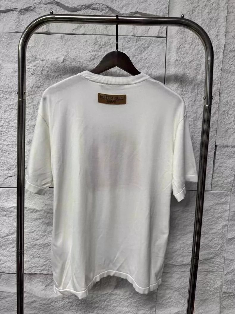 Louis Vuitton LOUIS VUITTON Limited short sleeves for Valentine's Day sho Size US L / EU 52-54 / 3 - 2 Thumbnail