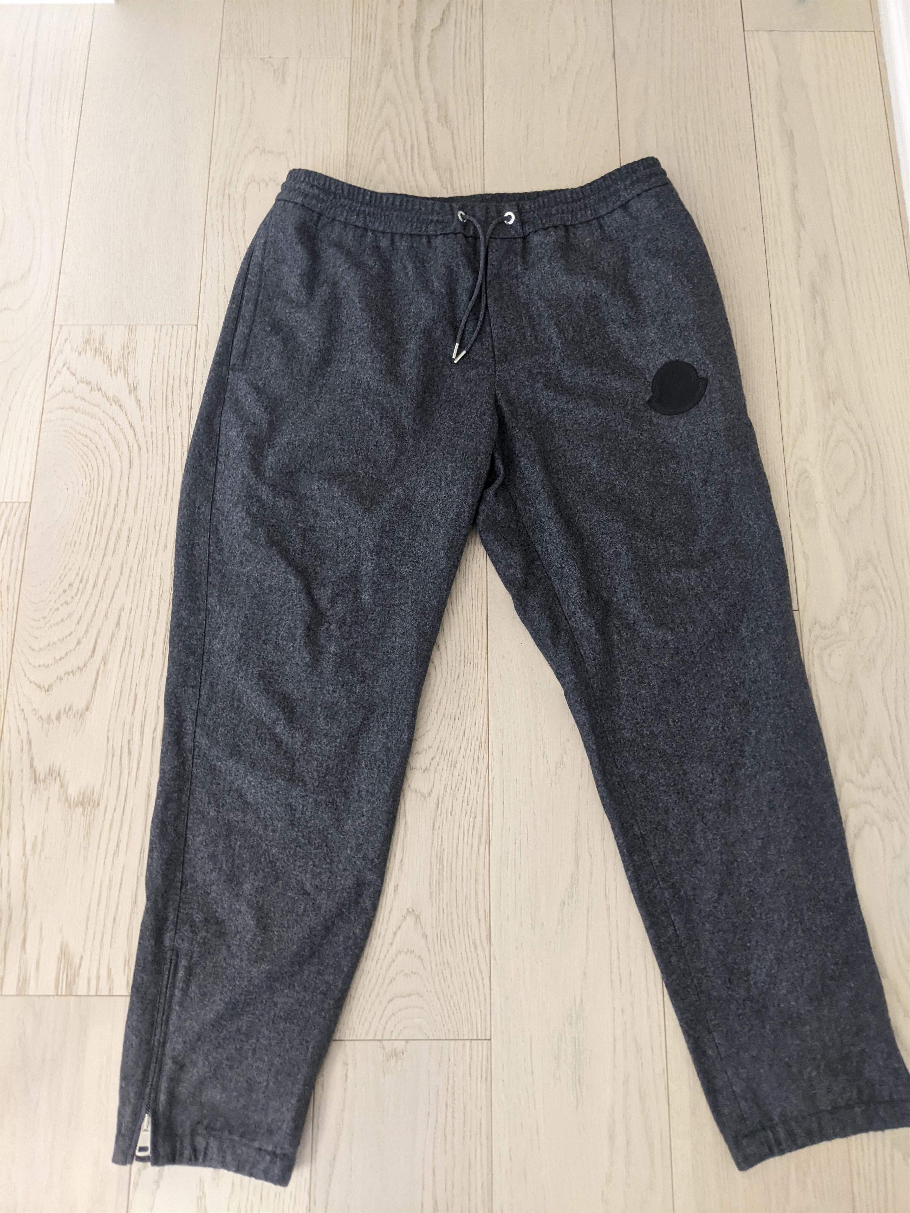 image of Moncler Pantalone Wool Trouser Pants Joggers Size 52 / XL in Grey, Men's