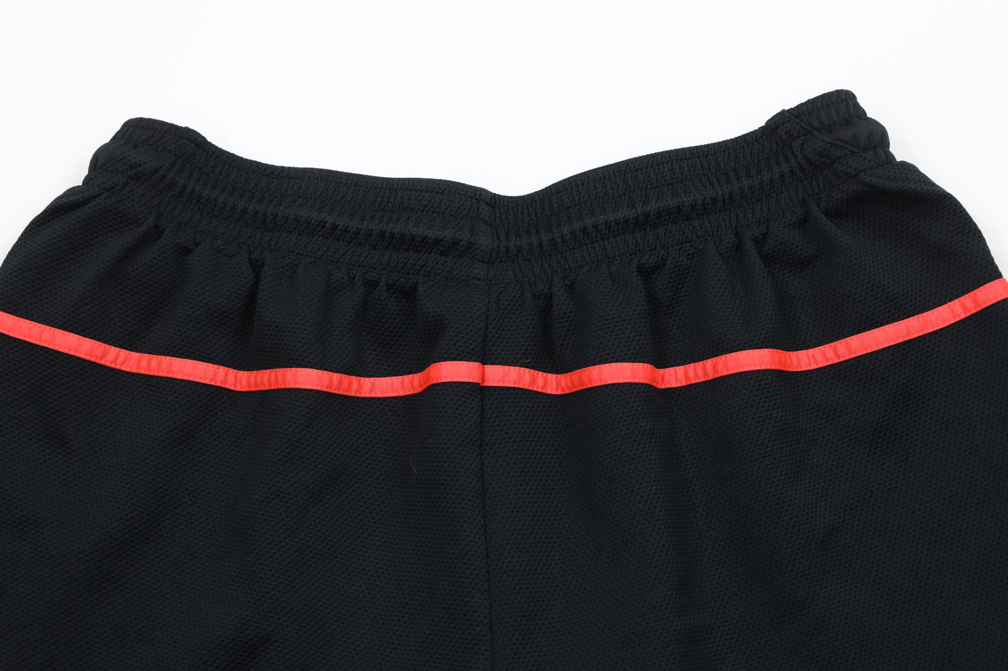 Nike × Vintage Vintage Nike Air Jordan Out Heavyweight Basketball Shorts Size US 36 / EU 52 - 11 Thumbnail